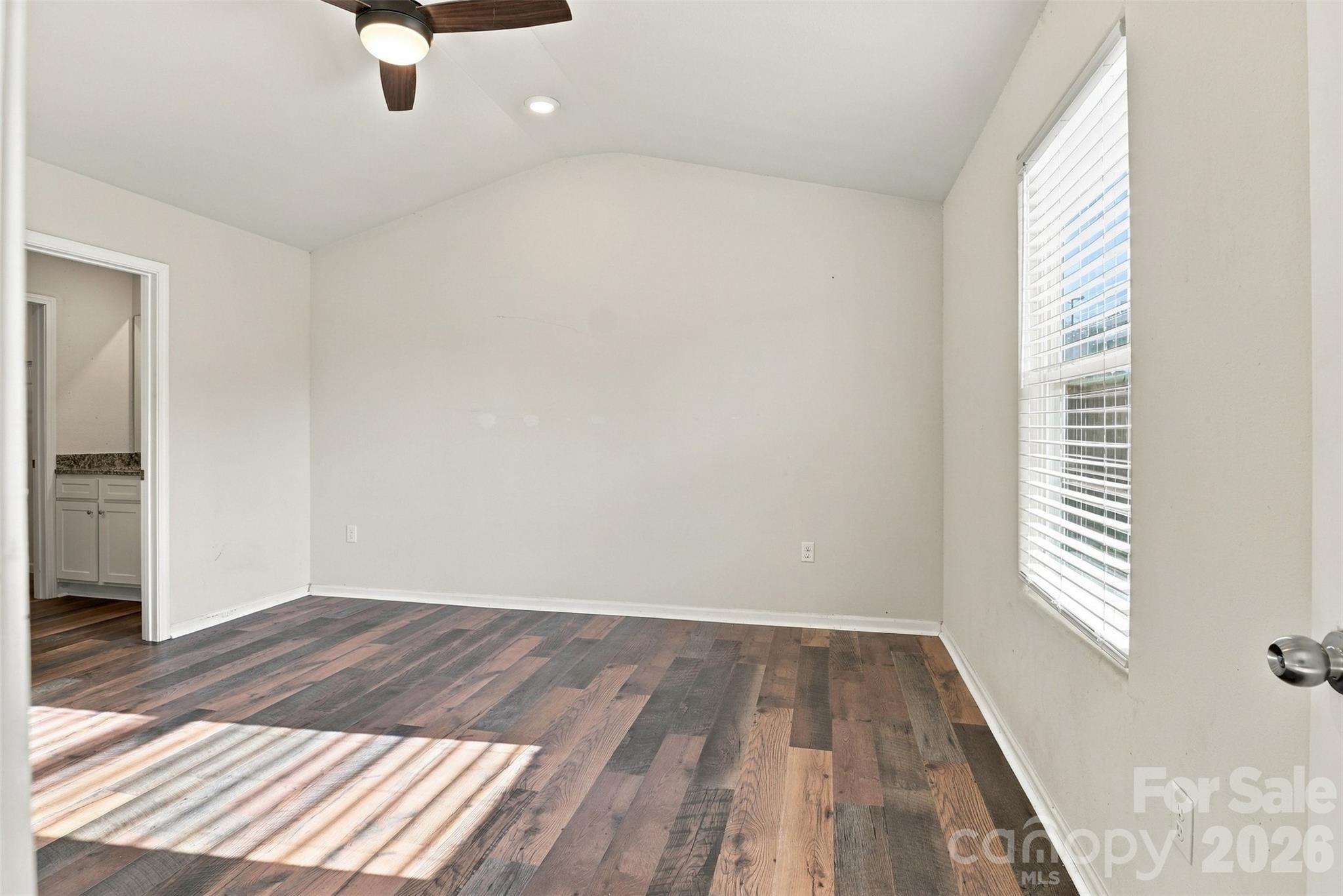 Single Family Residence at 433 Belcaro Drive, Kings Mountain, photo 19 of 34