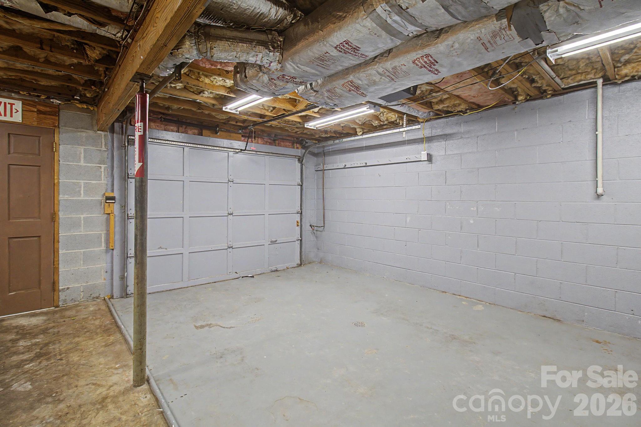 1 space pull in garage - 21 Coffey Circle, Asheville