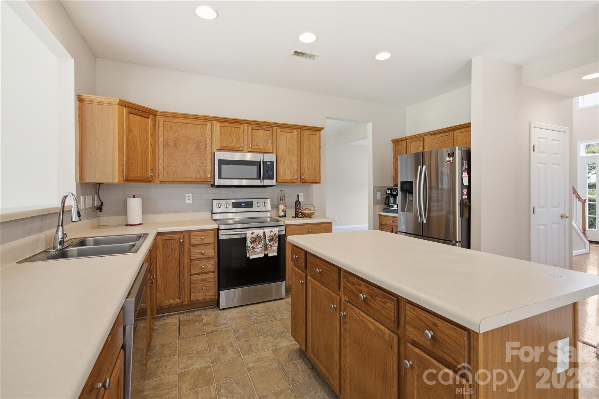 Single Family Residence at 3003 Rosewater Lane, Indian Trail, photo 14 of 31