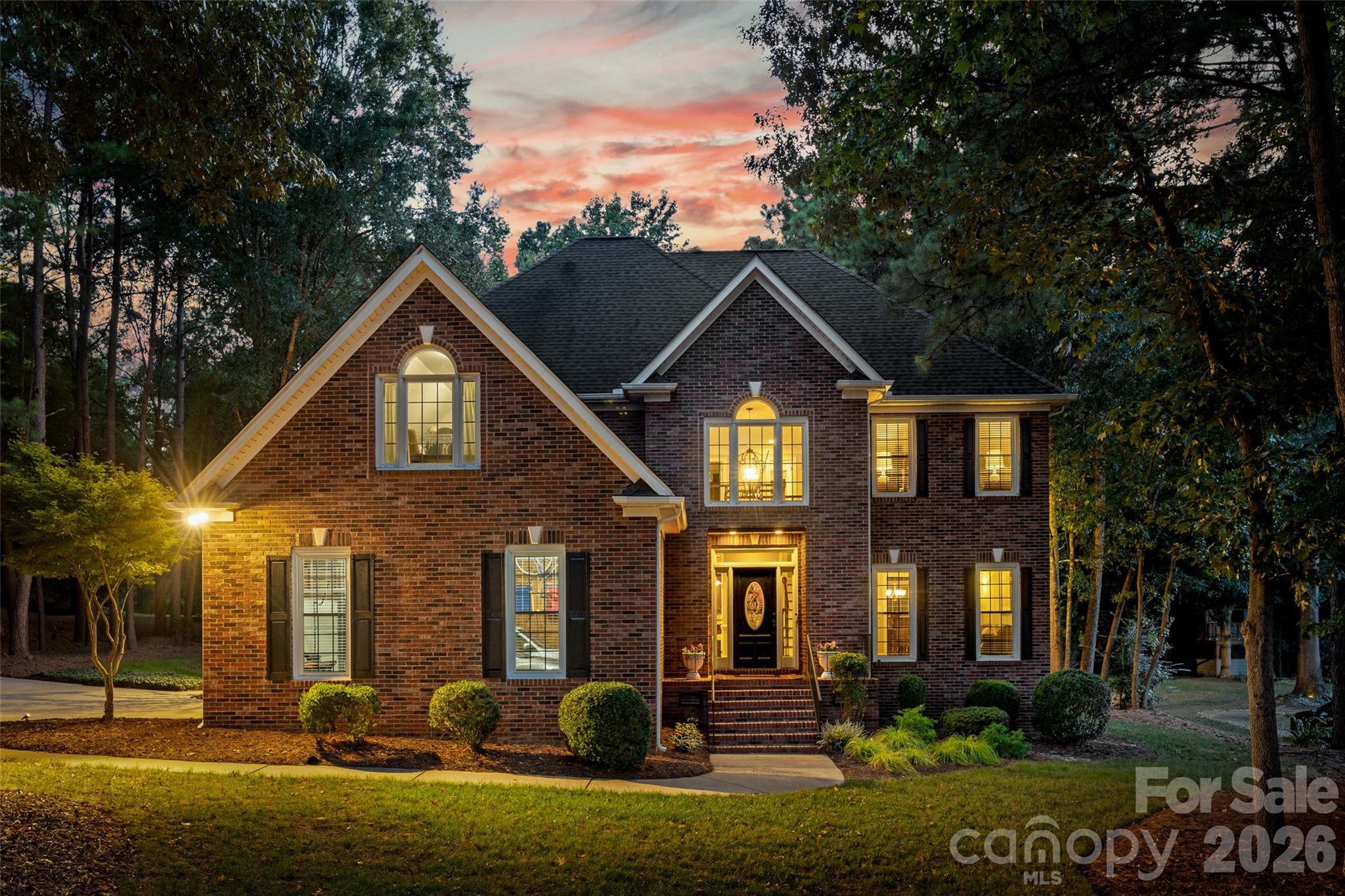 Single Family Residence at 2963 Eppington South Drive, Fort Mill, photo 2 of 48