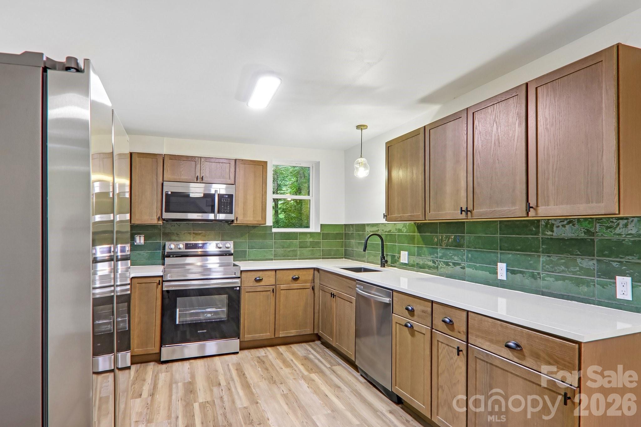 Single Family Residence at 152 Dream Mountain Boulevard, Canton, photo 10 of 25