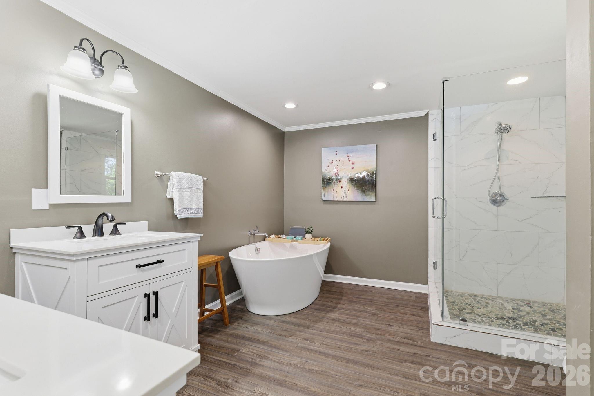 Single Family Residence at 380 Lake Landing Drive, Salisbury, photo 14 of 40