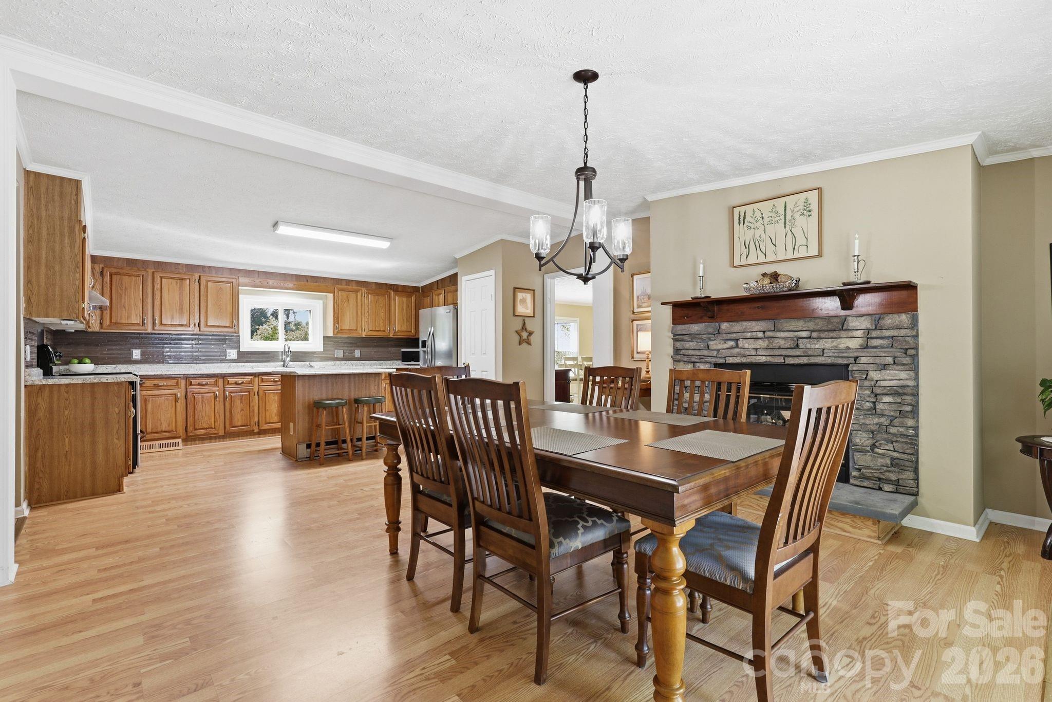 Single Family Residence at 380 Lake Landing Drive, Salisbury, photo 19 of 40
