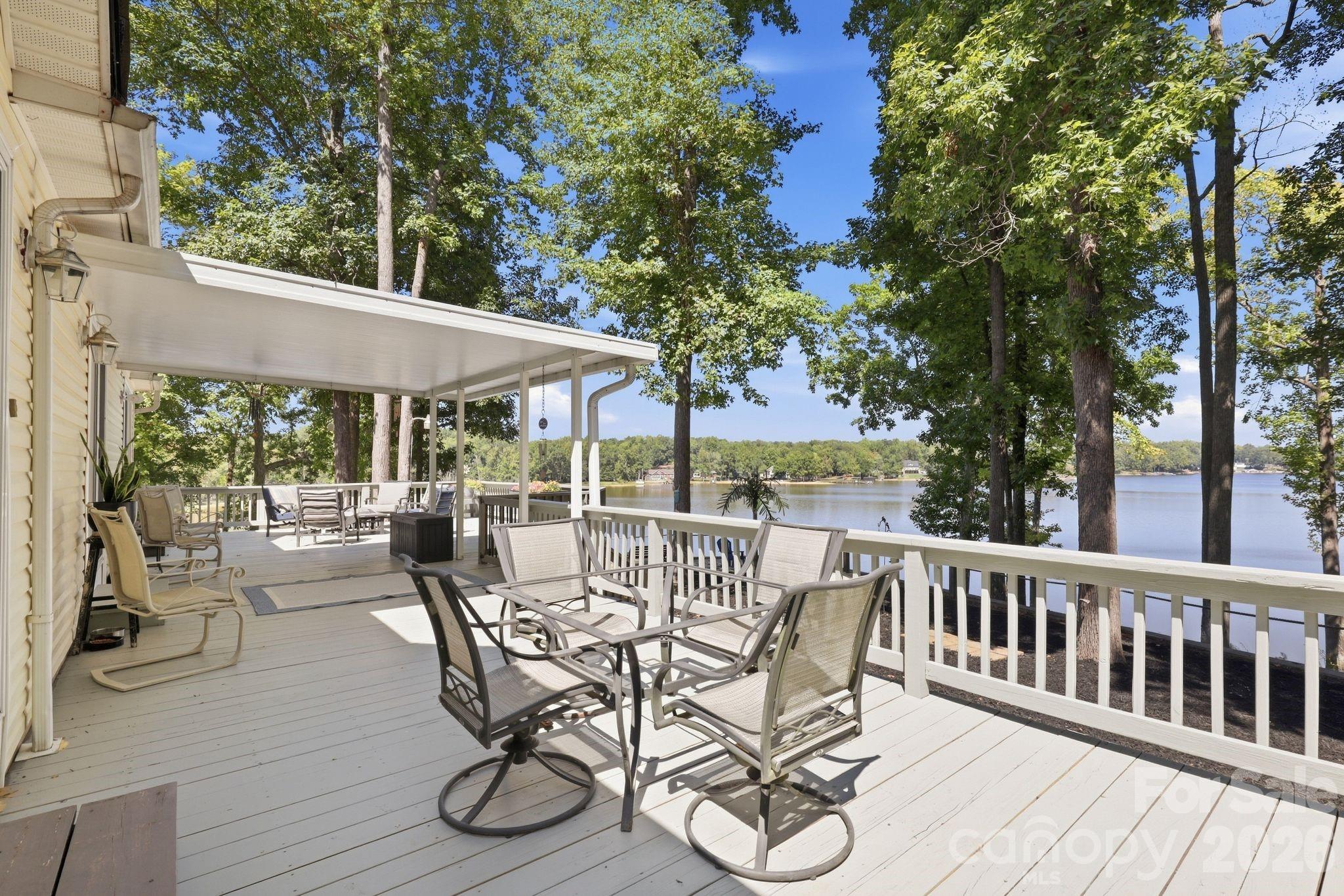 Single Family Residence at 380 Lake Landing Drive, Salisbury