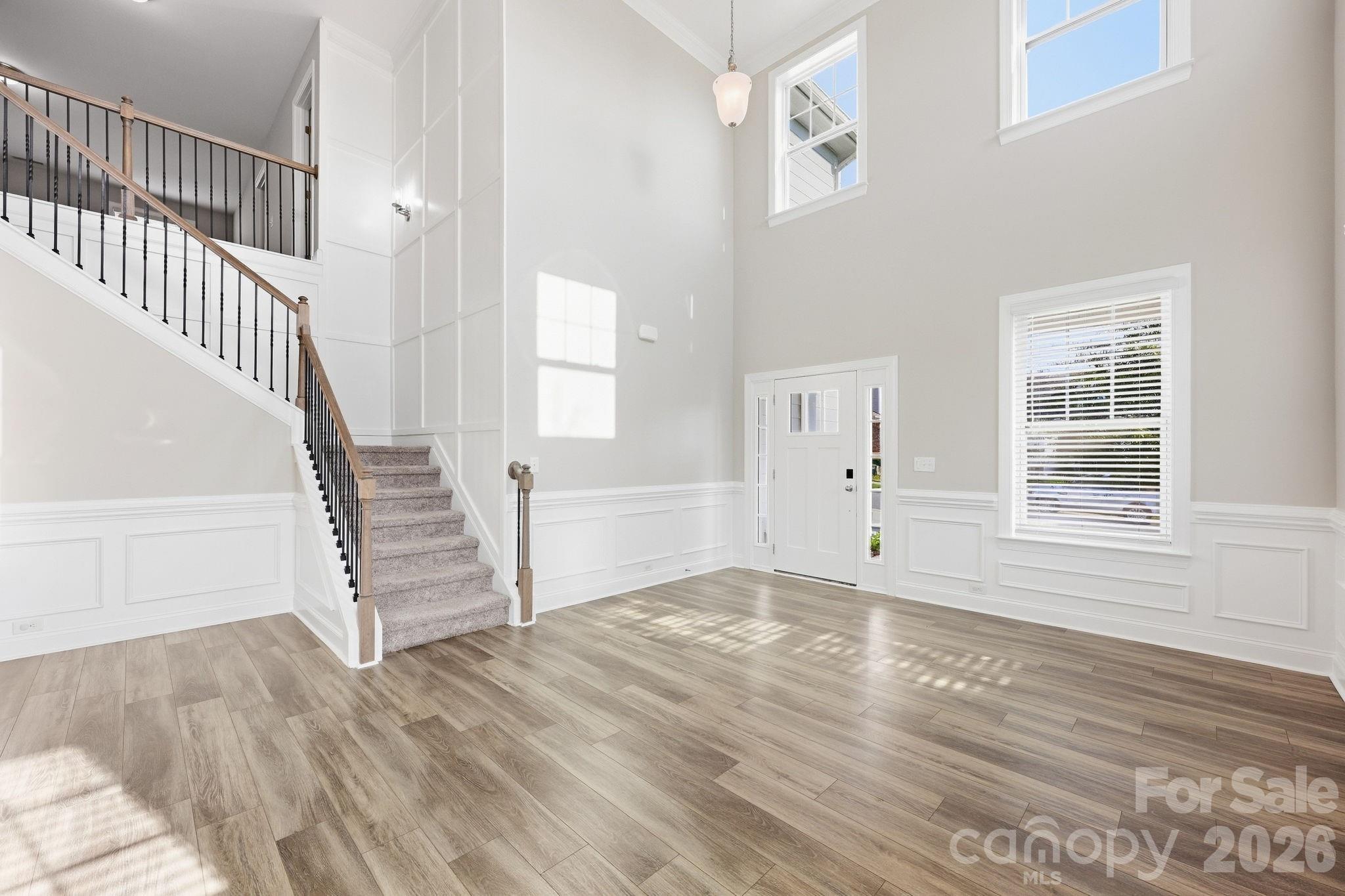 Single Family Residence at 105 Yellow Birch Loop, Mooresville, photo 4 of 47