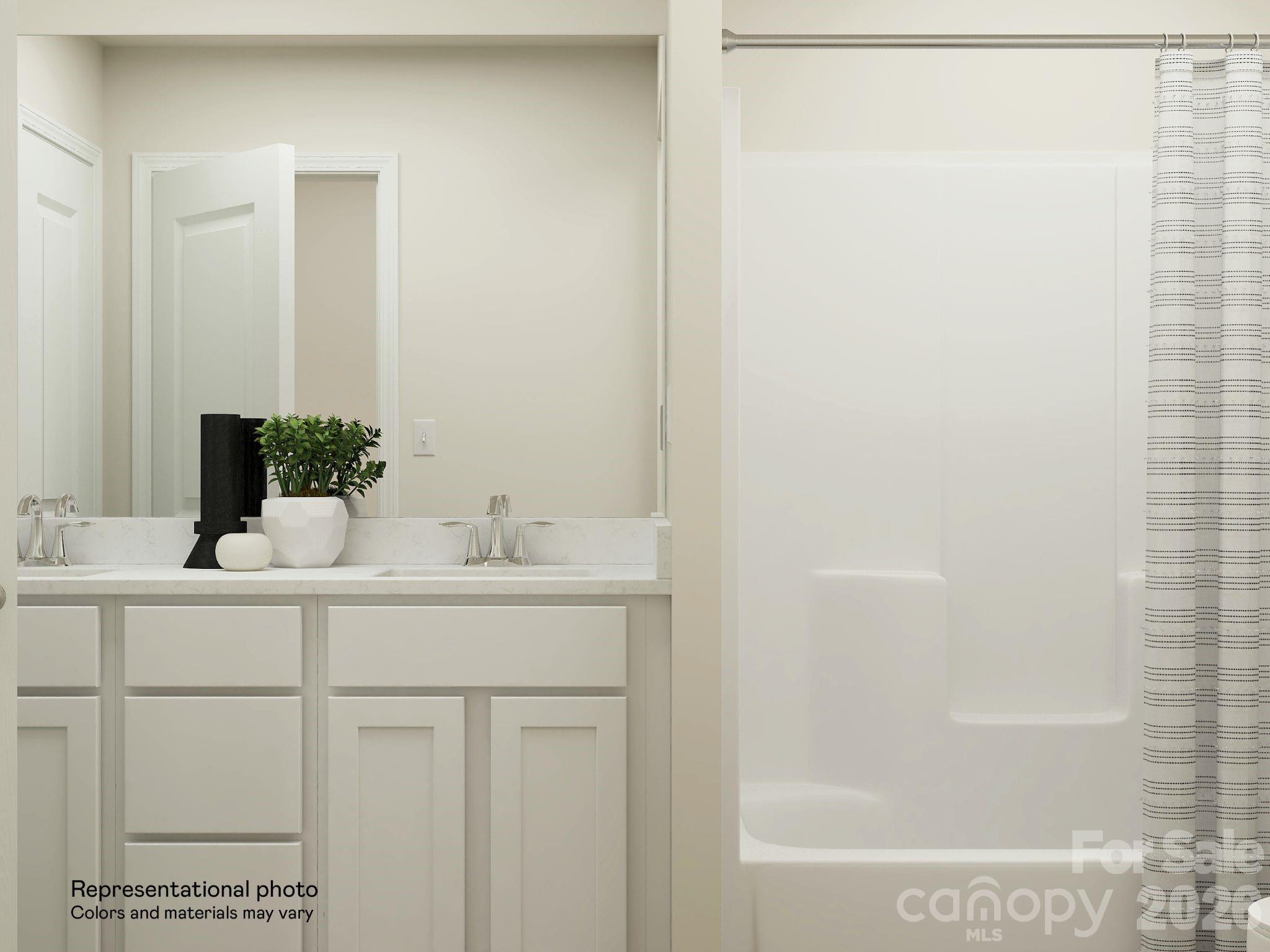 Hallway Bath - 1849 Broom Maker Drive, Bessemer City