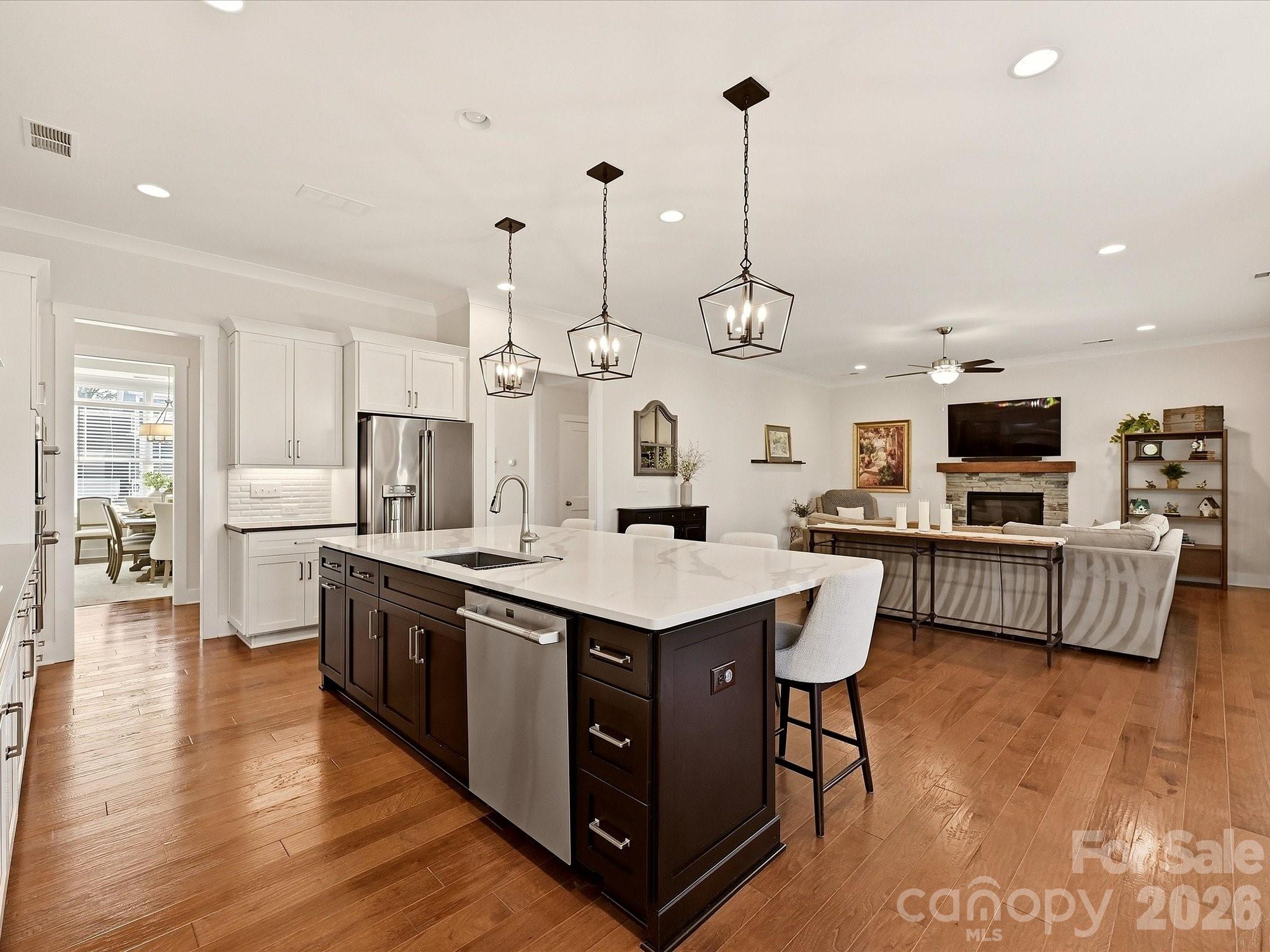 Single Family Residence at 14712 Keyes Meadow Way, Huntersville, photo 14 of 45