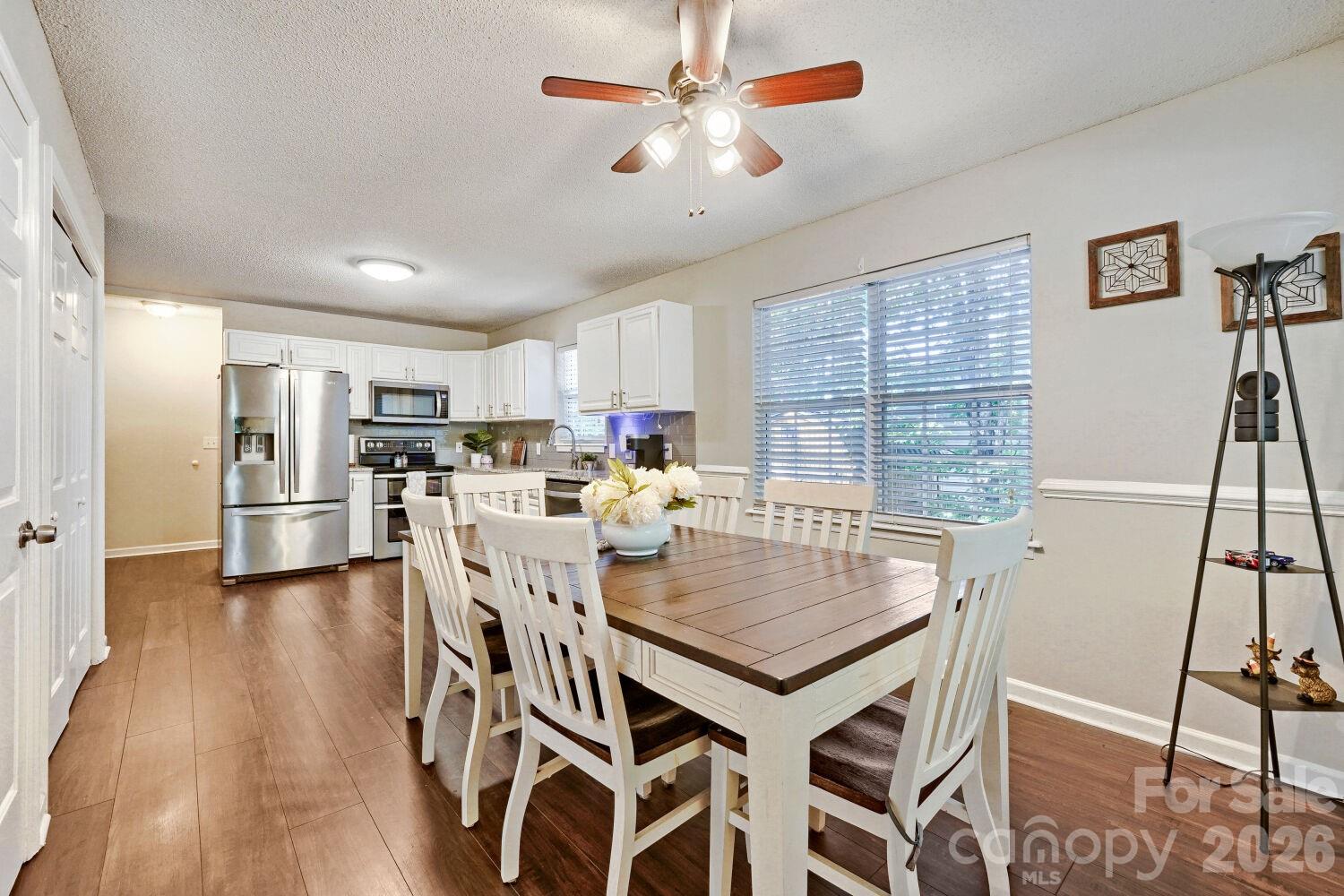 Single Family Residence at 7742 Red Robin Trail, Denver, photo 11 of 37