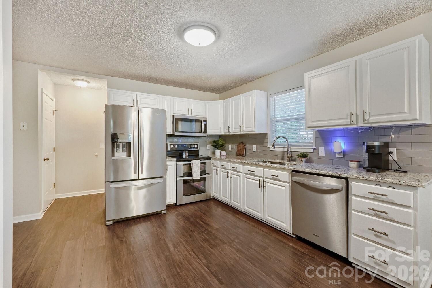 Single Family Residence at 7742 Red Robin Trail, Denver, photo 14 of 37