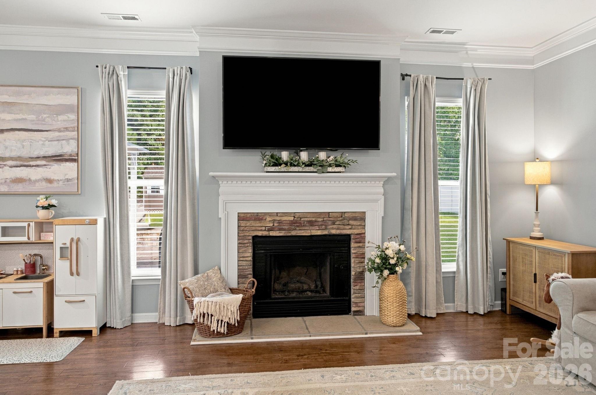 Focal Point - 5857 McClintock Drive, Denver