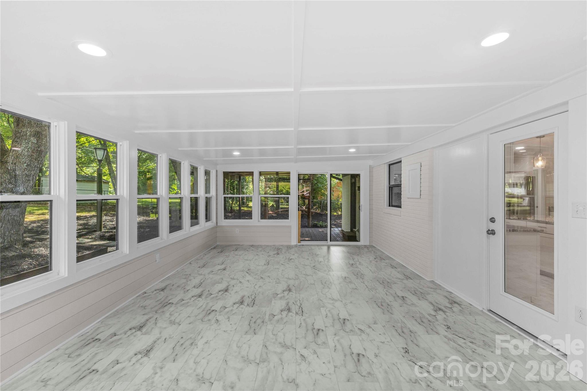 sunroom - 614 S Magnolia Street, Mooresville