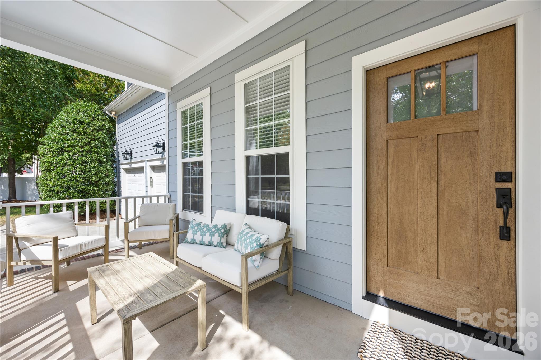 Front Porch - 17242 Pennington Drive, Huntersville