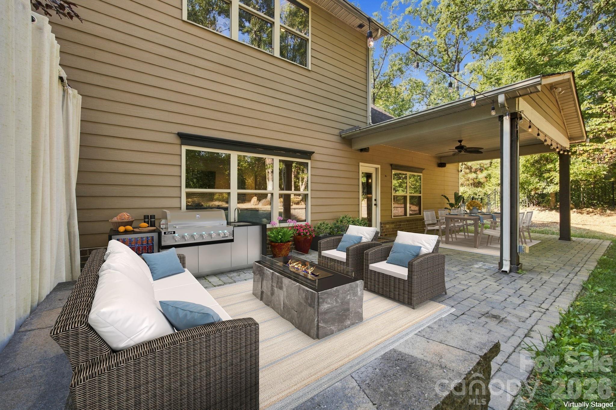 Single Family Residence at 11915 Red Sorrell Lane, Huntersville, photo 31 of 35