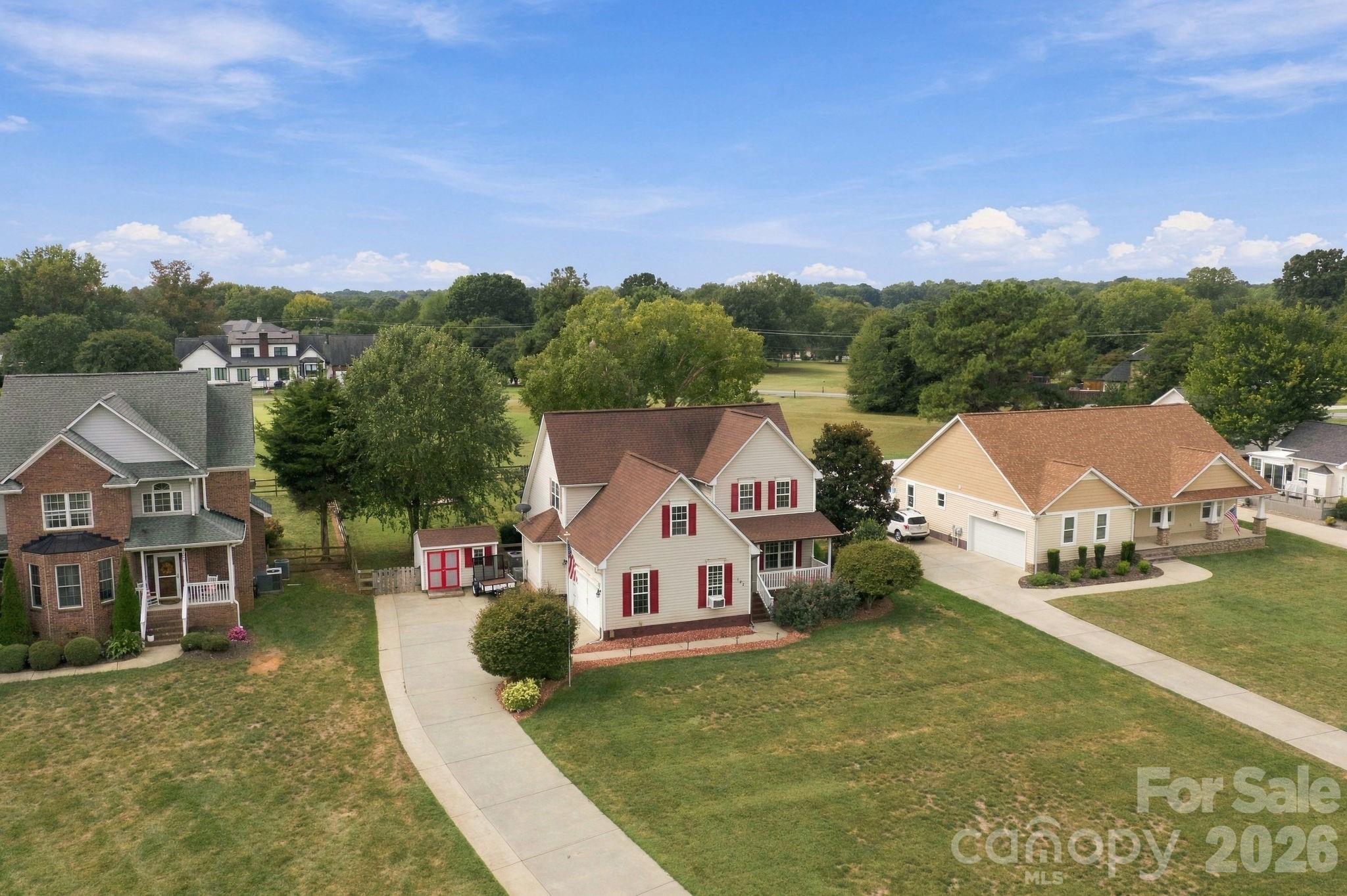 Single Family Residence at 122 Wood Duck Loop, Mooresville, photo 8 of 48