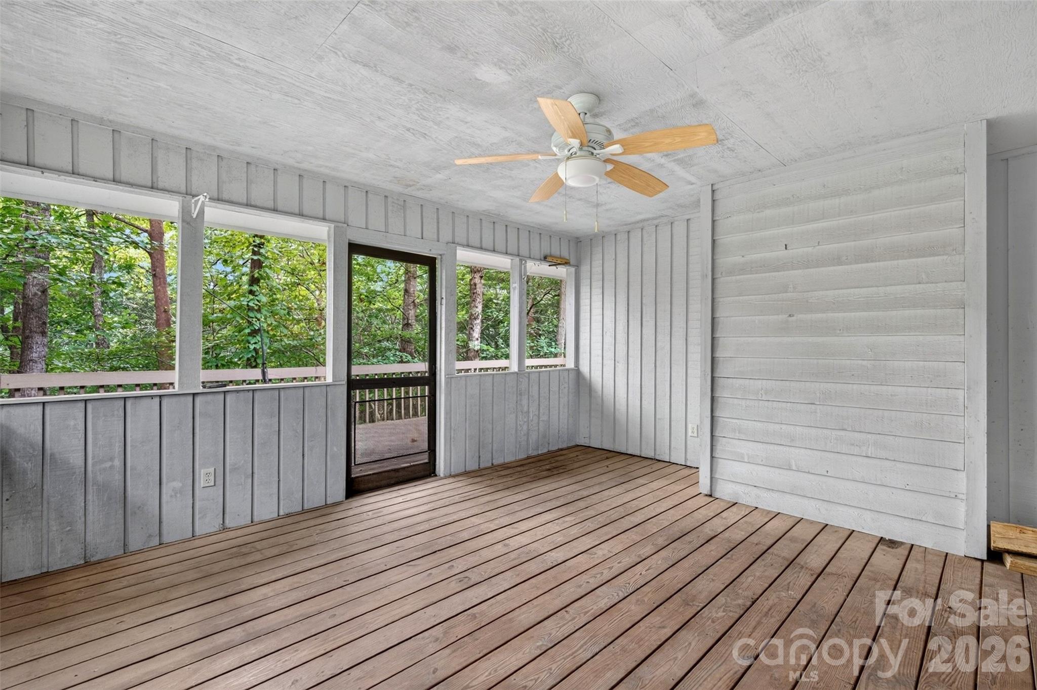 large screened in porch - 18A Cedarwood Trail, Asheville