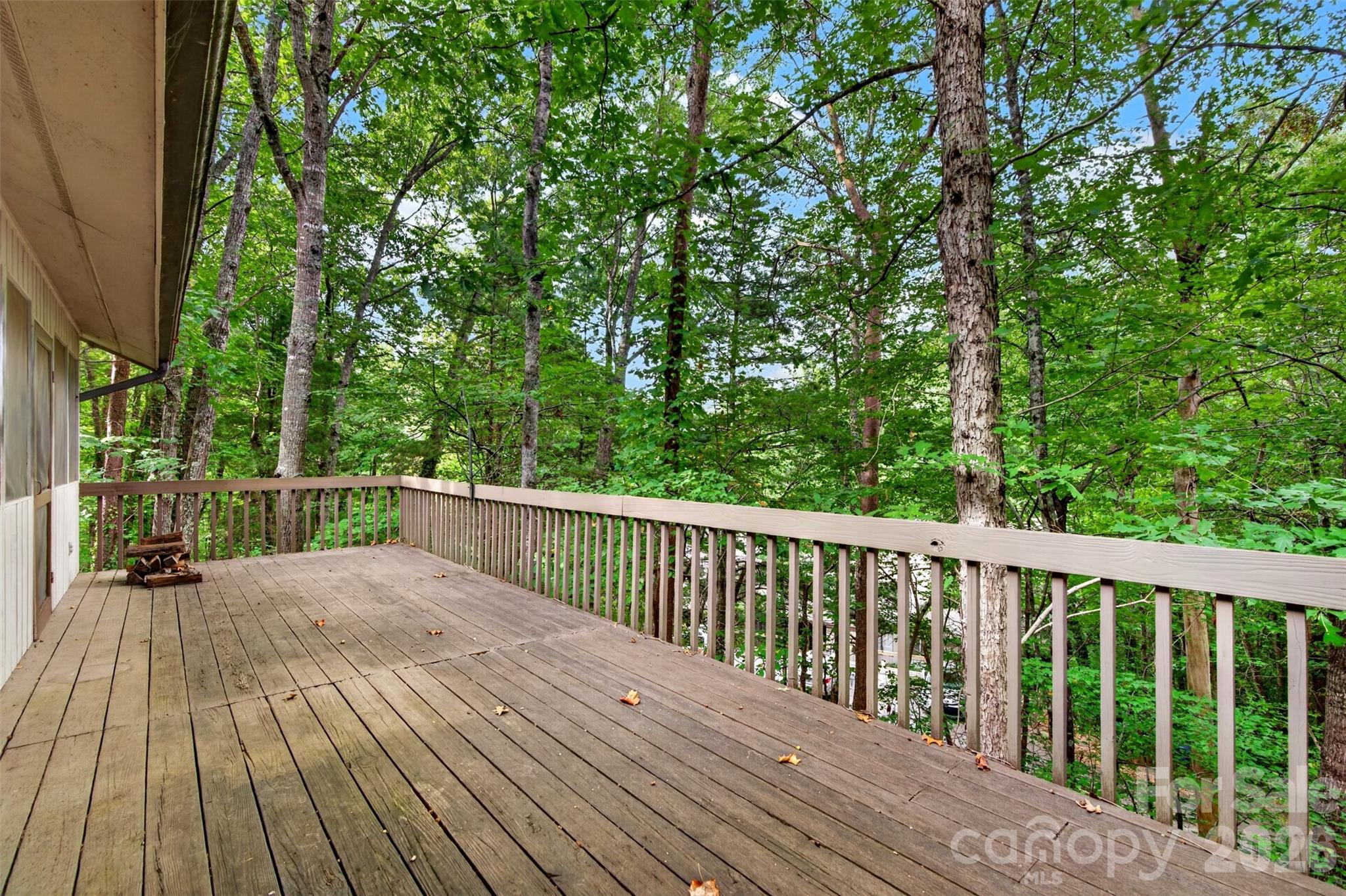 Large deck overlooking nature - 18A Cedarwood Trail, Asheville