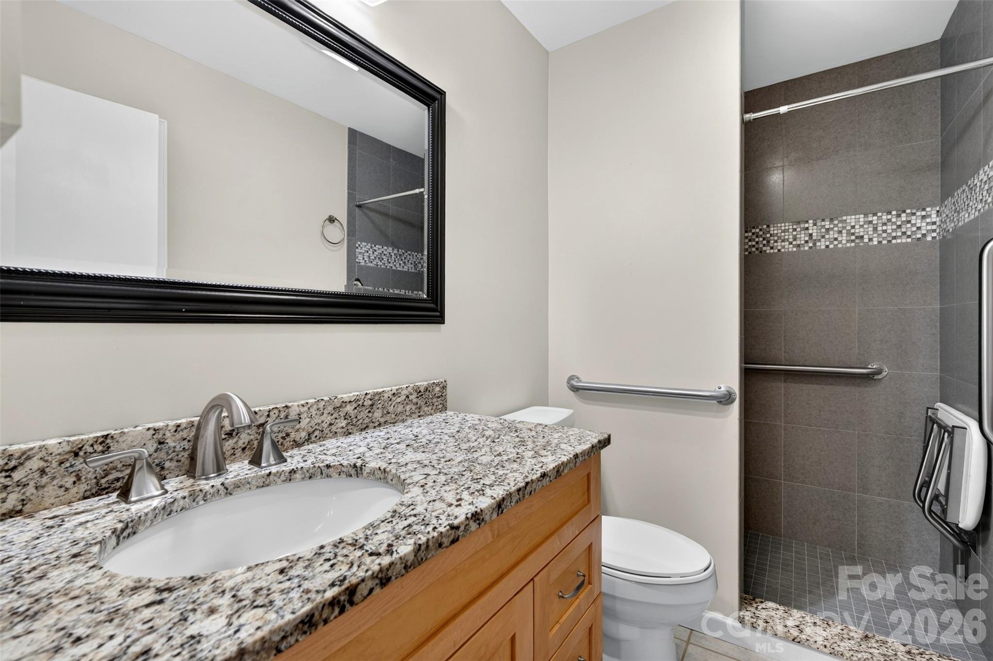 Full bathroom with handicap access - 18A Cedarwood Trail, Asheville