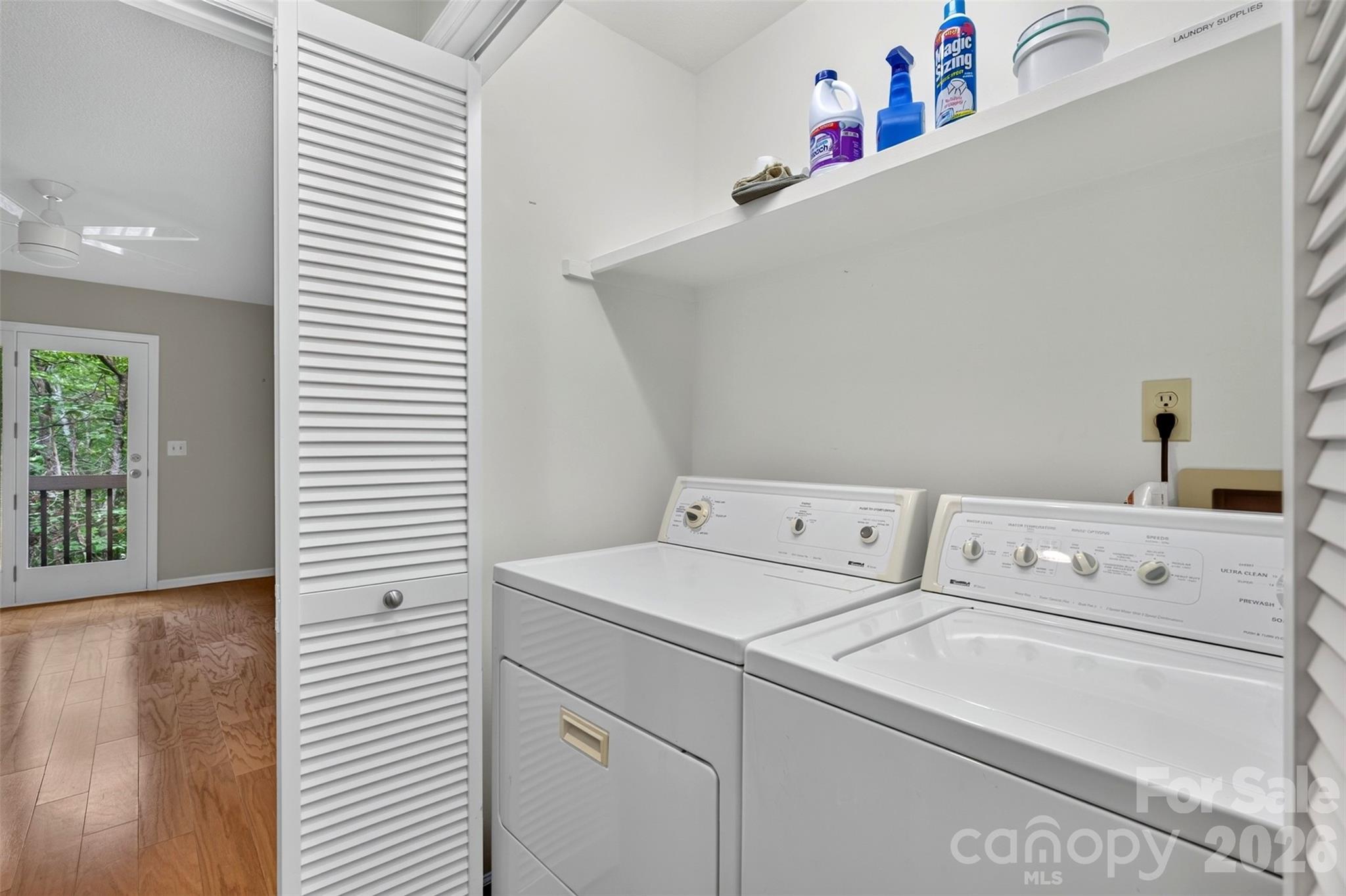 laundry on main floor - 18A Cedarwood Trail, Asheville