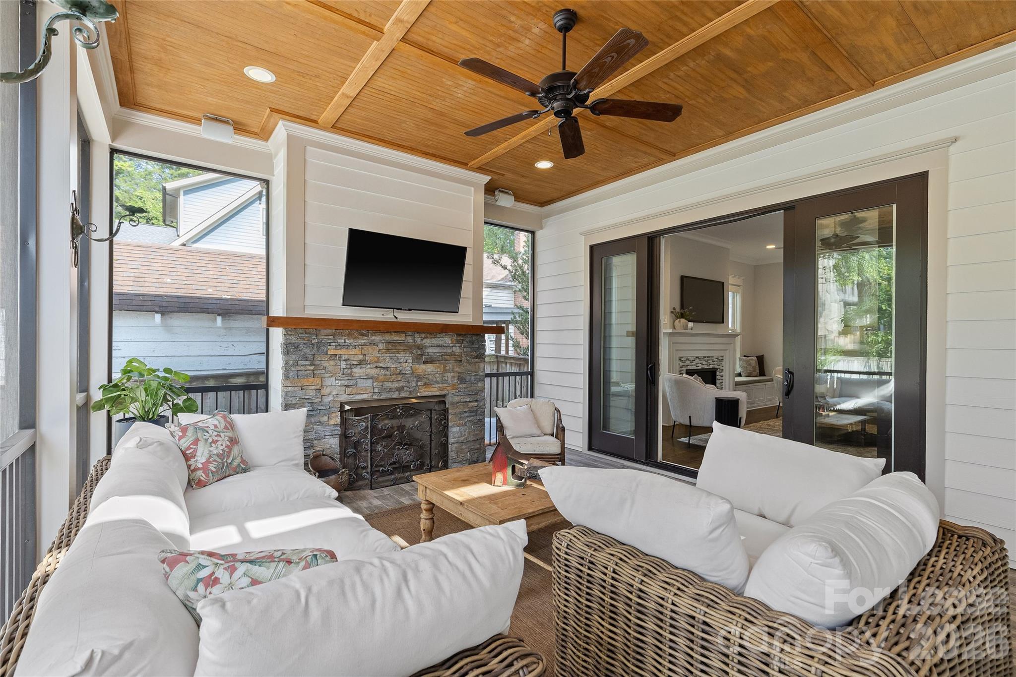 Screened Porch - 2520 Laburnum Avenue, Charlotte