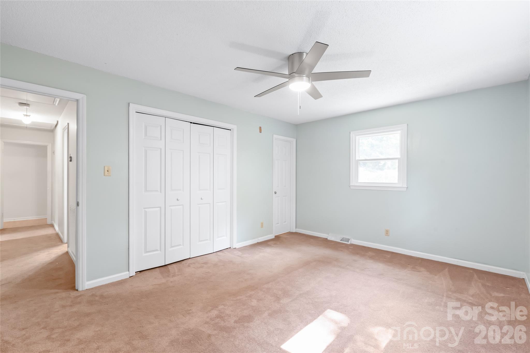 Single Family Residence at 1011 Robin Lane, Rock Hill, photo 19 of 41