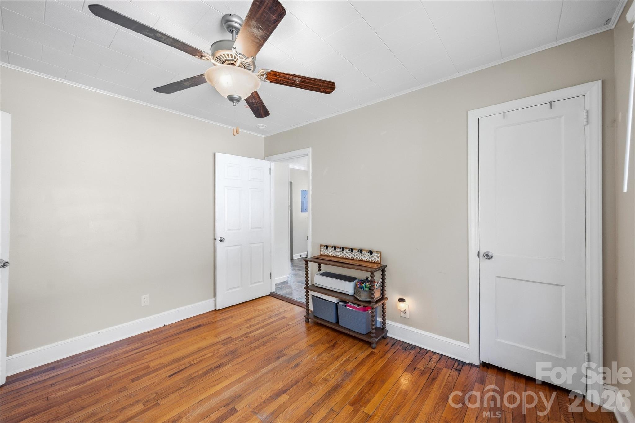 BR #1 w/ direct access to kitchen/laundry area - 222 Wiley Avenue, York