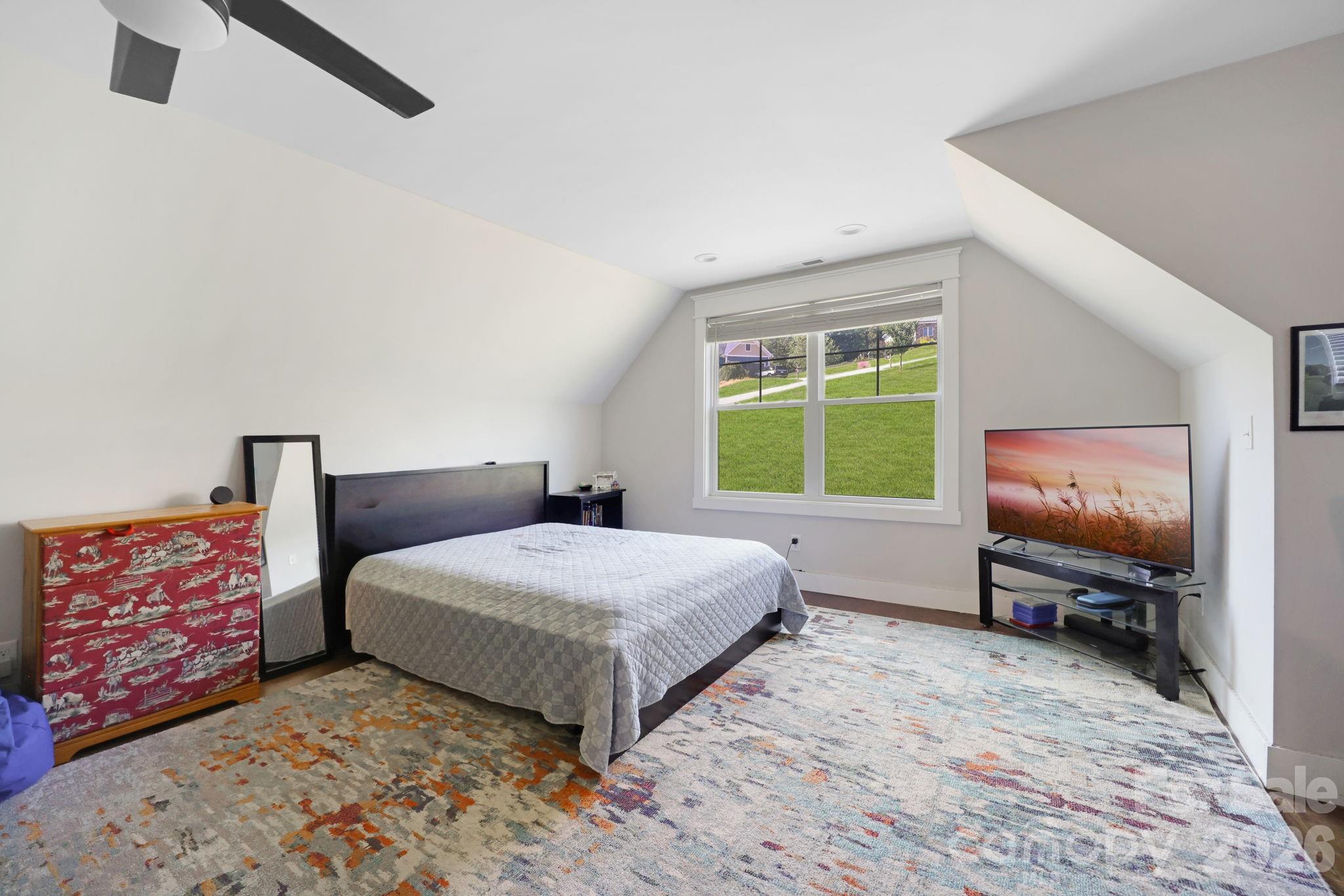 Upstairs Bedroom - 153 Israel Road, Leicester