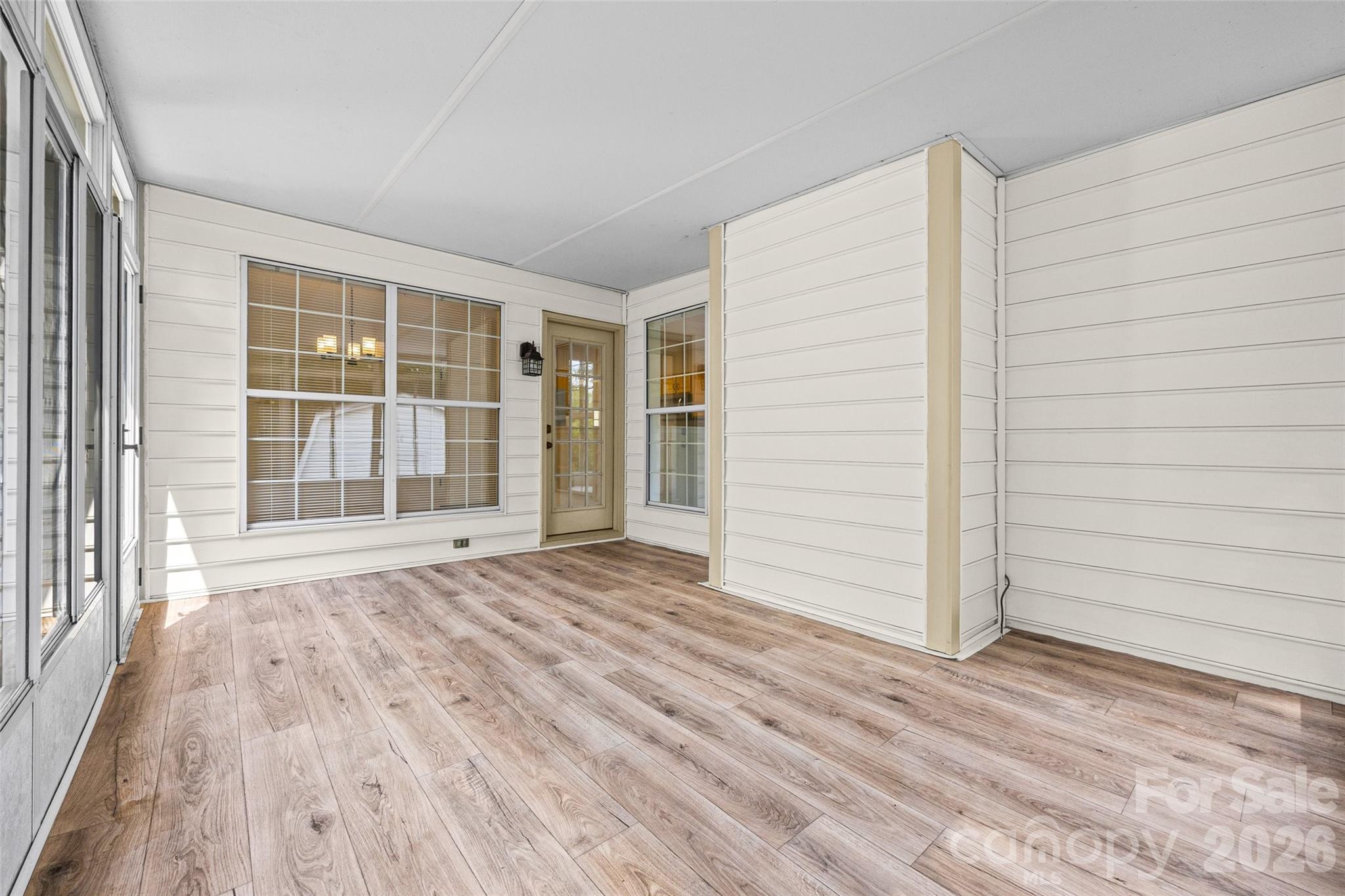 Single Family Residence at 105 Lyman Oak Court, Fort Mill, photo 8 of 48