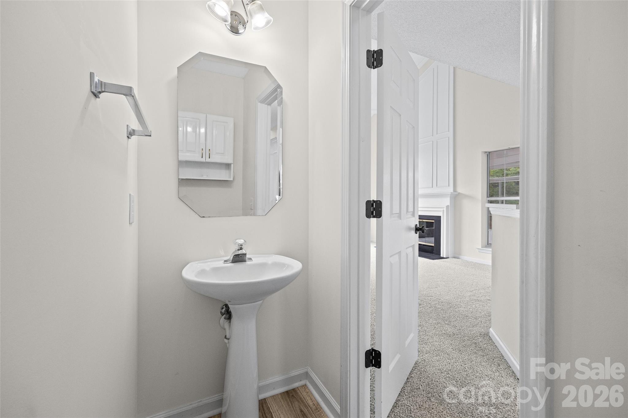 Half bath - 105 Lyman Oak Court, Fort Mill