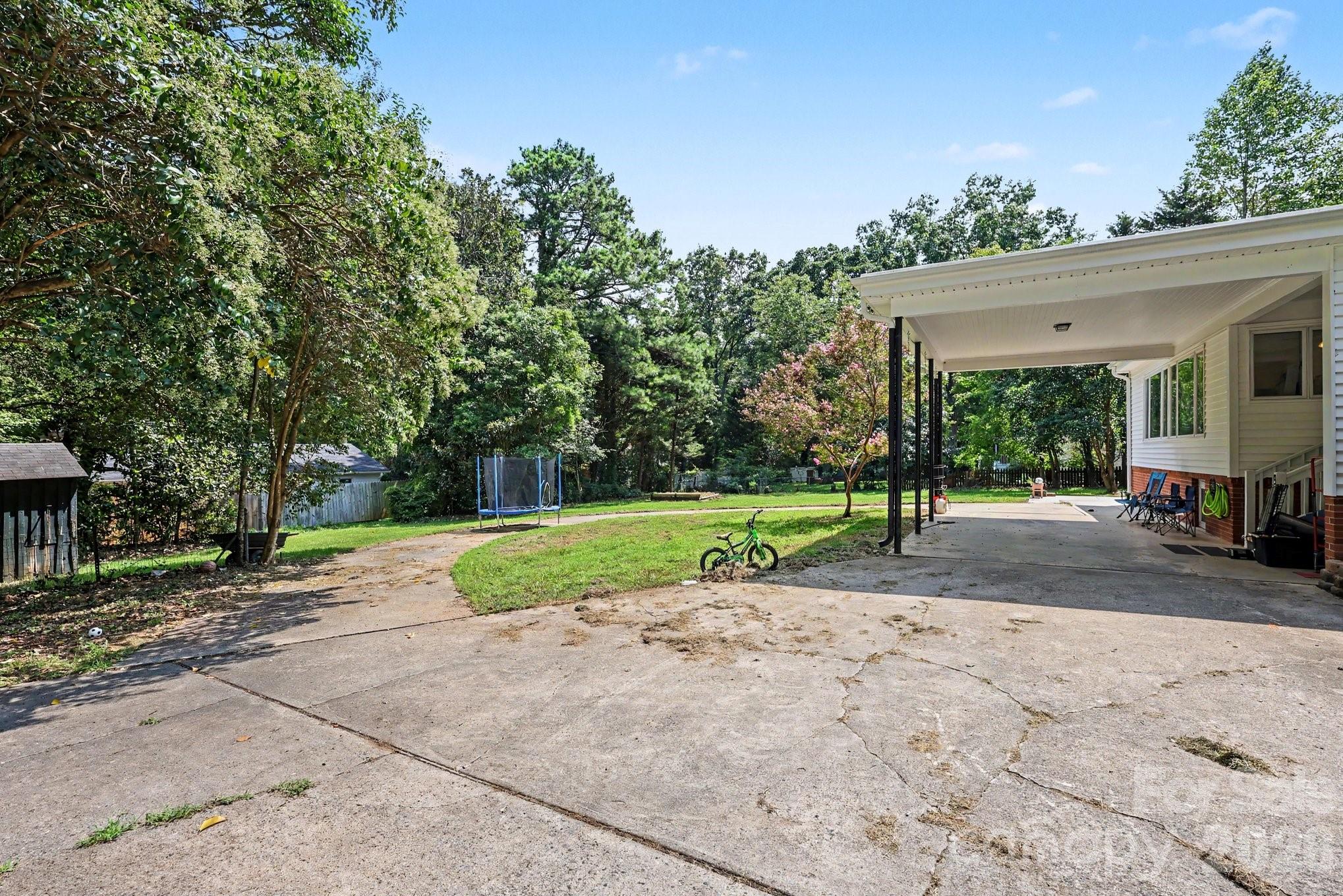 Single Family Residence at 720 Oakmont Drive, Asheboro, photo 36 of 39