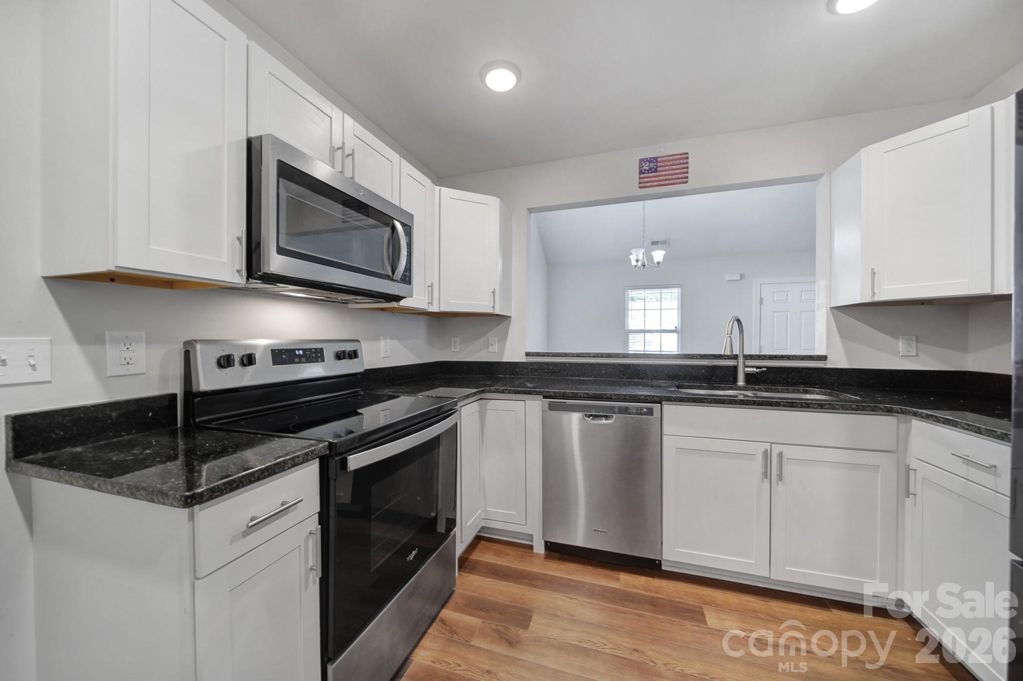Single Family Residence at 230 Clinton Avenue, Rock Hill, photo 11 of 24