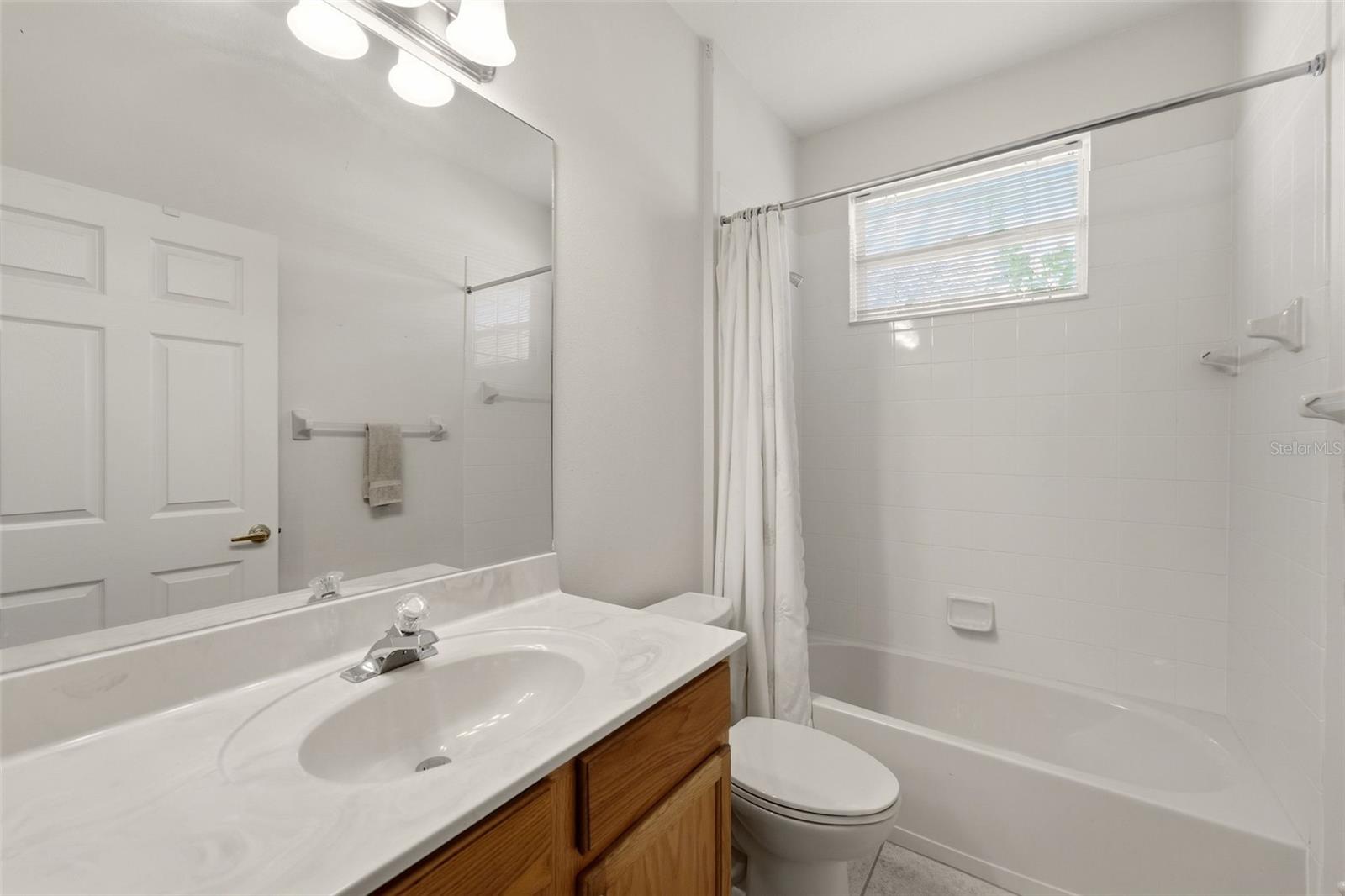 Guest Bathroom - 5301 LAUREL OAK CT, NORTH PORT