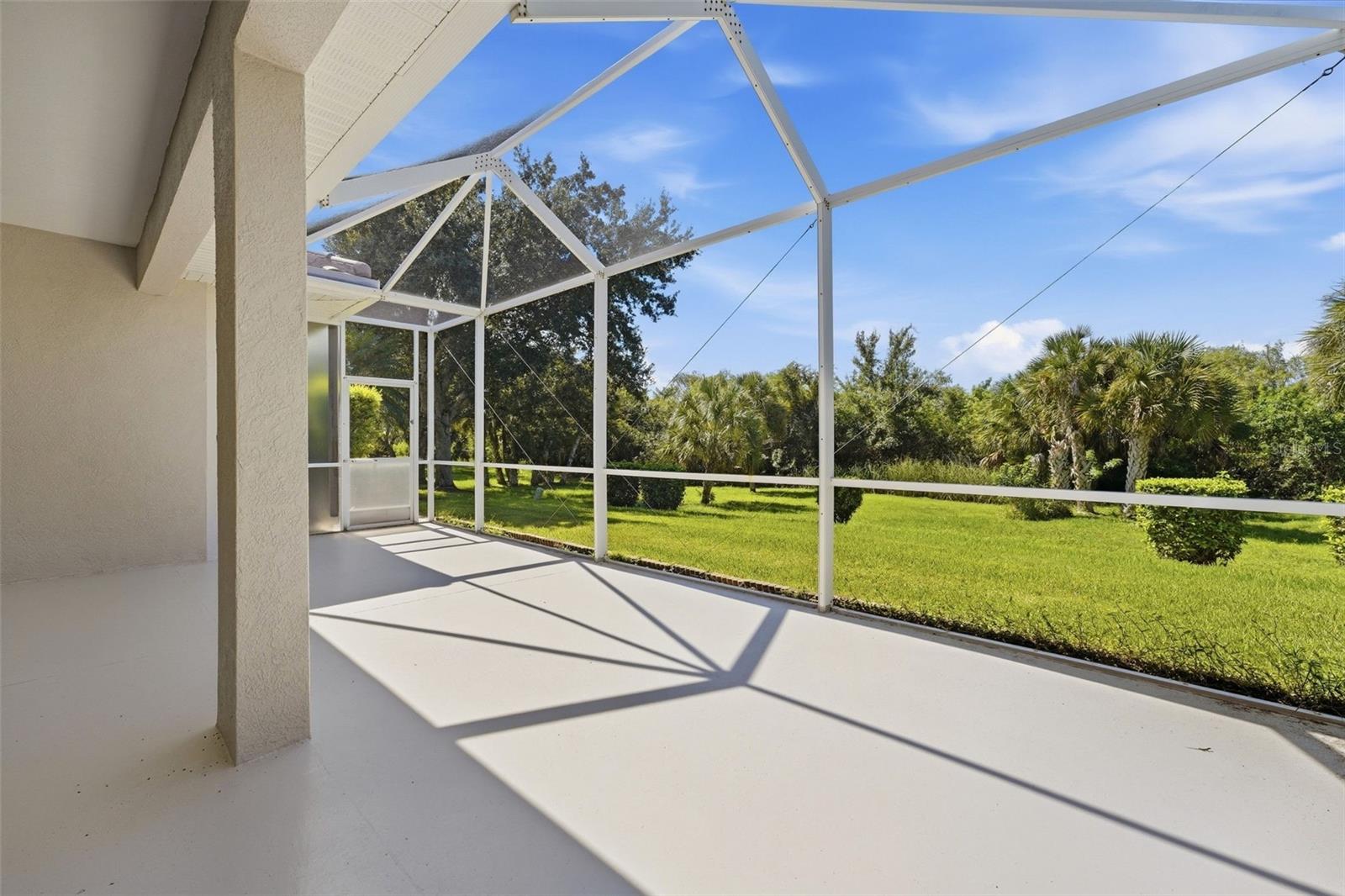 Single Family Residence at 5301 LAUREL OAK CT, NORTH PORT, photo 37 of 61