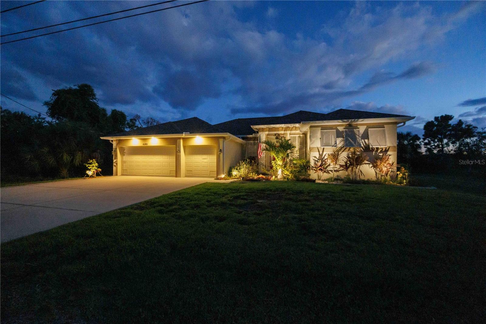 15392 ALDAMA CIR