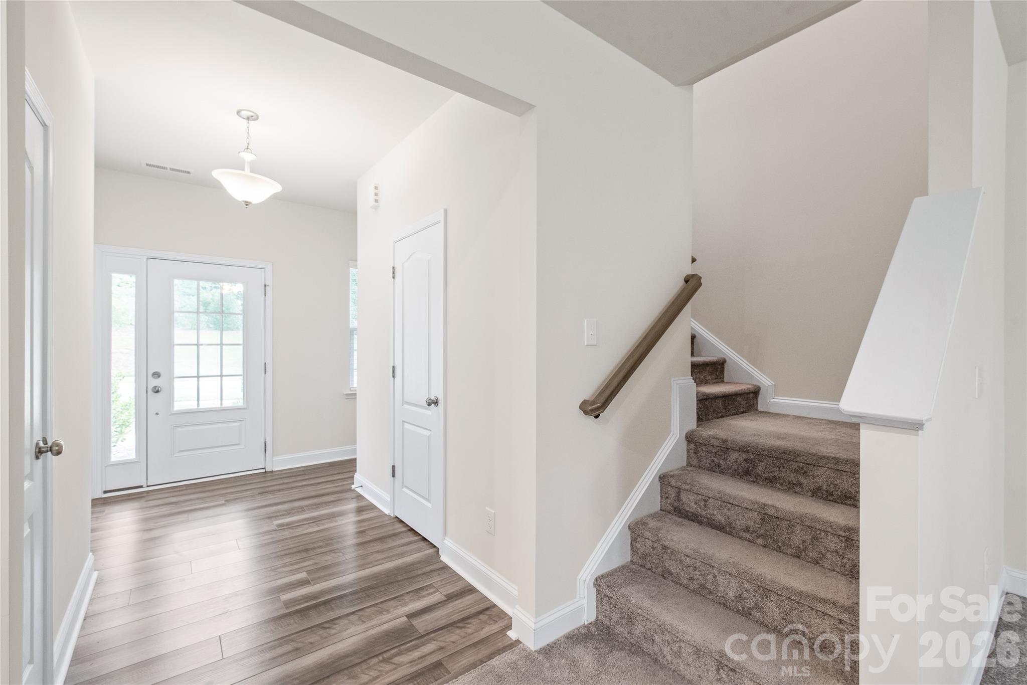 Single Family Residence at 1043 Kalli Drive, Matthews, photo 3 of 39
