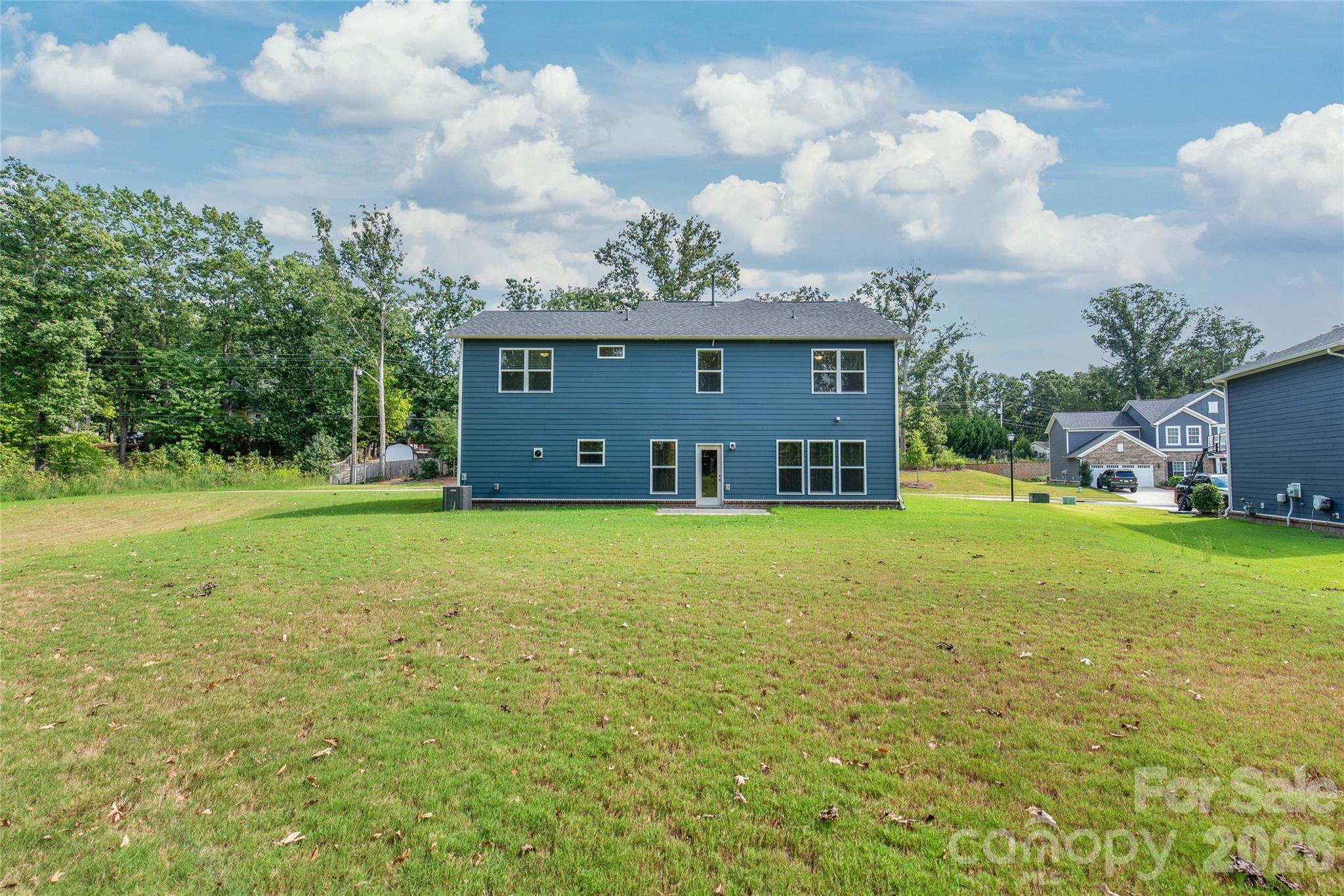 Single Family Residence at 1043 Kalli Drive, Matthews, photo 37 of 39