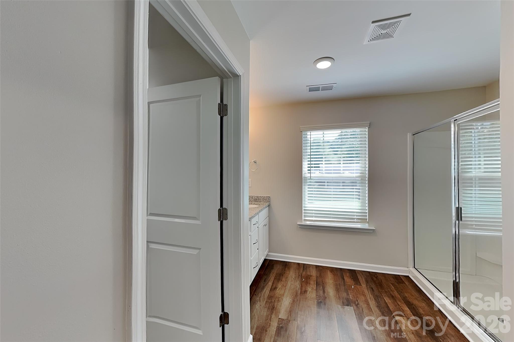 Single Family Residence at 471 Hager Lake Road, Mooresville, photo 10 of 20