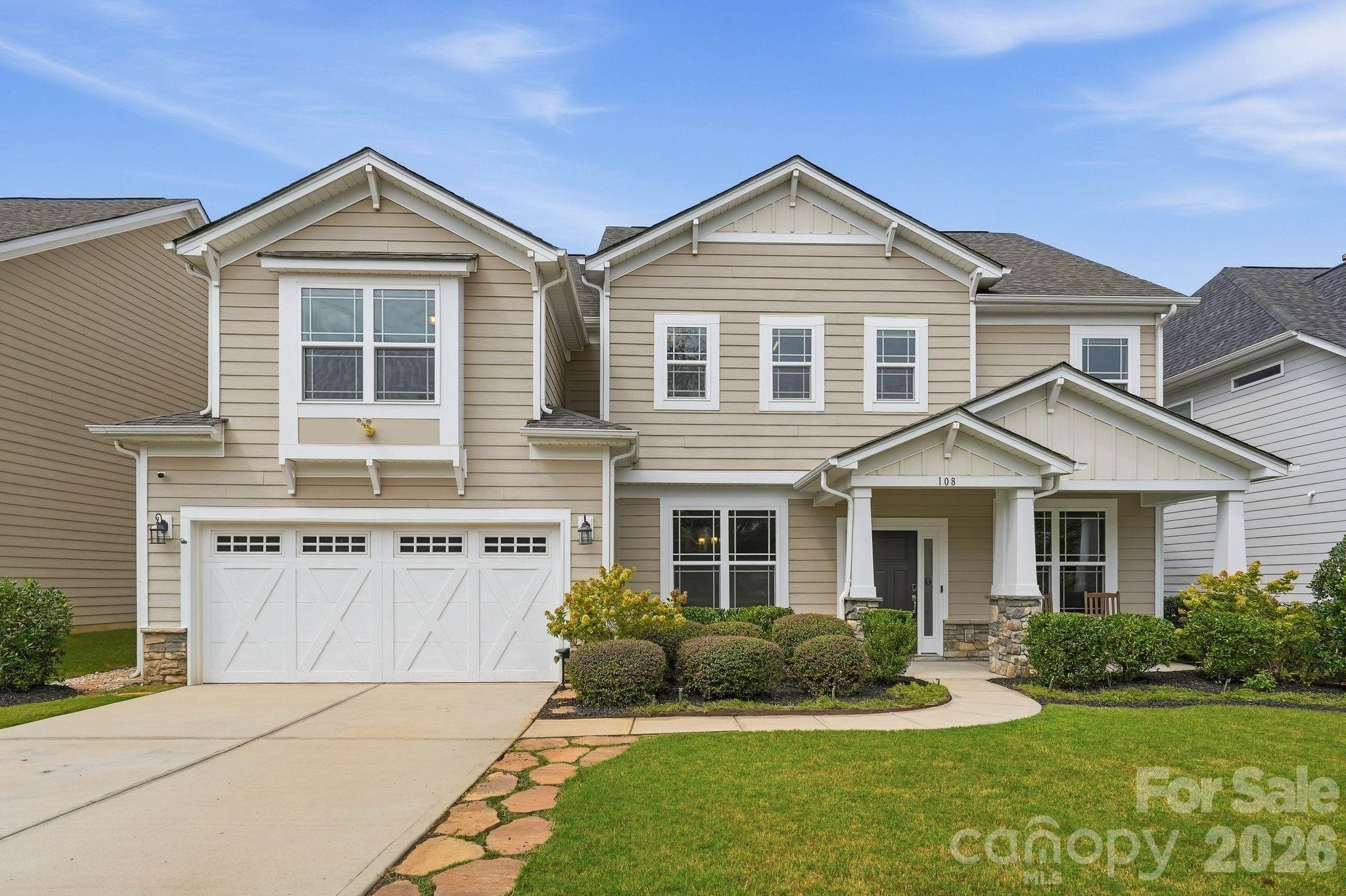 Single Family Residence at 108 Heron Cove Loop, Mooresville, photo 2 of 47