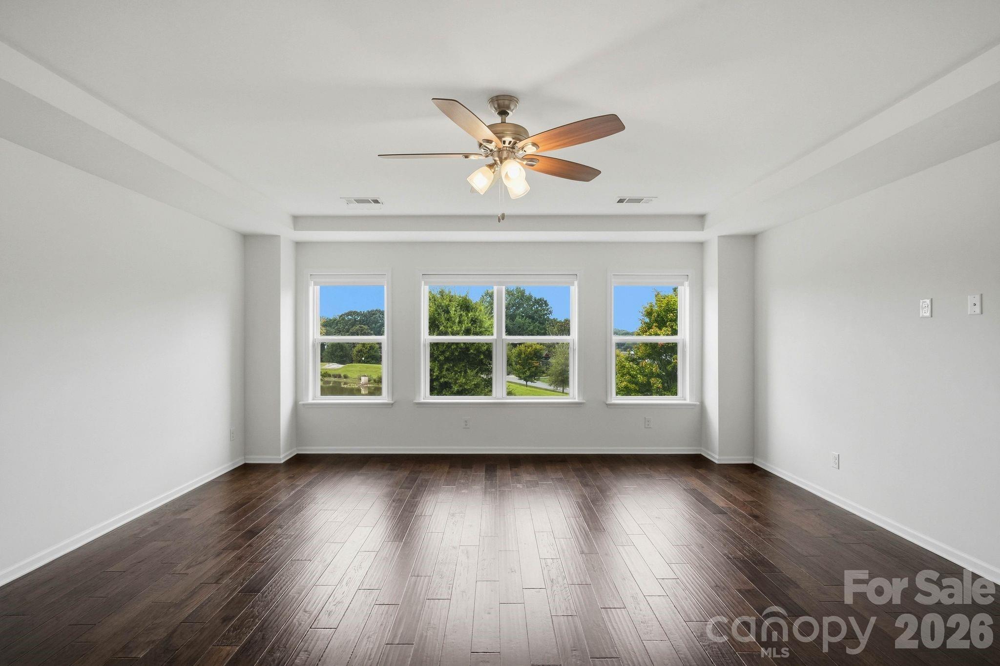 Single Family Residence at 108 Heron Cove Loop, Mooresville, photo 25 of 47
