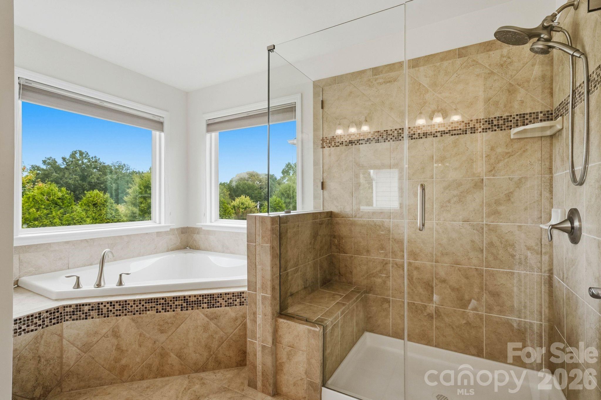 Primary ensuite bathroom - 108 Heron Cove Loop, Mooresville