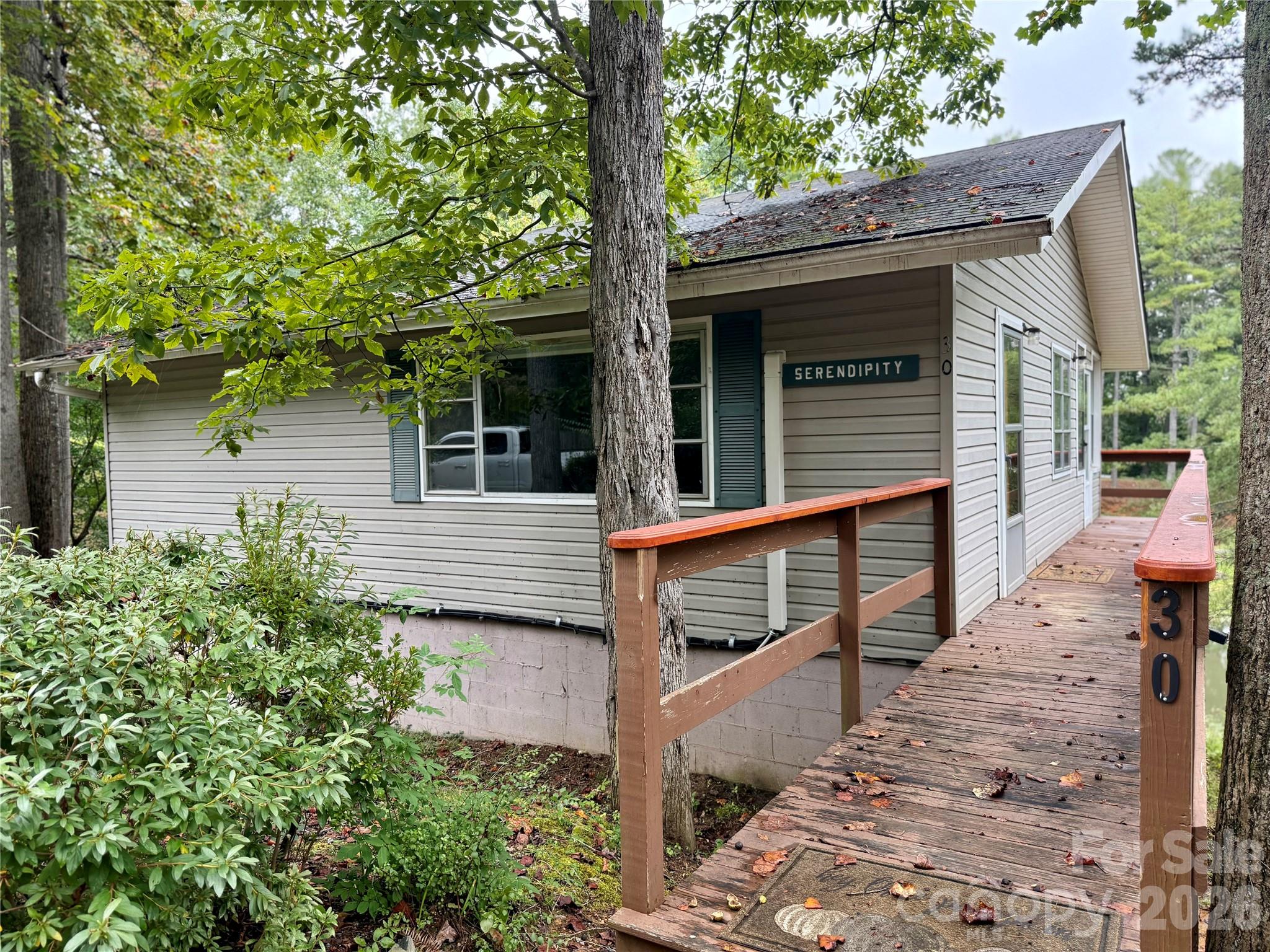 Condominium at 30 Lakemont Cottage Trail, Flat Rock, photo 2 of 23