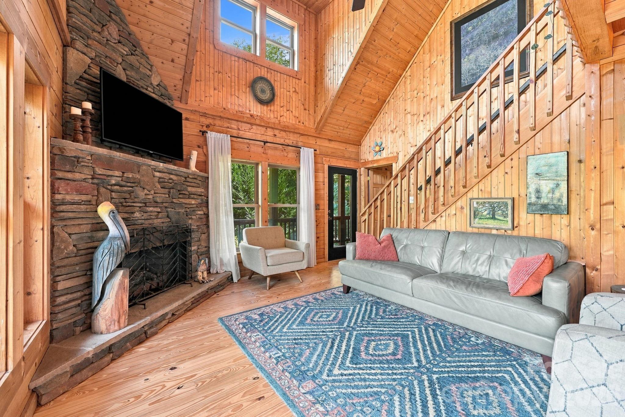 Single Family Residence at 132 Falls View Trail, Lake Lure, photo 8 of 47