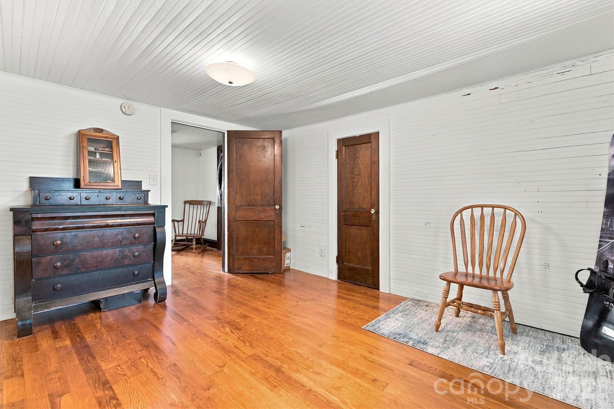 Upper-Level Third Guestroom/Closet View - 3336 Startown Road, Newton