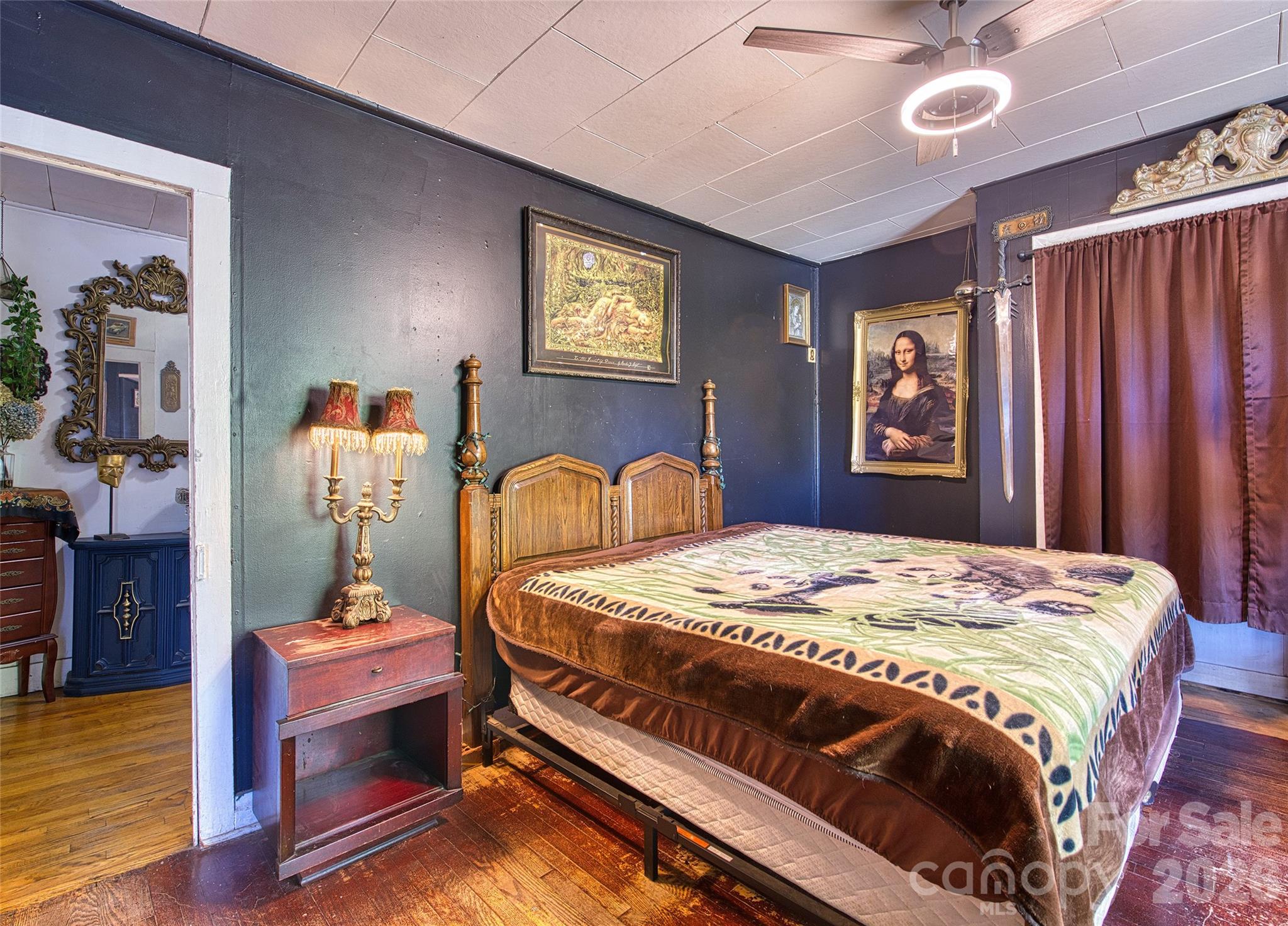Large primary bedroom - 159 Ballew Street, Canton