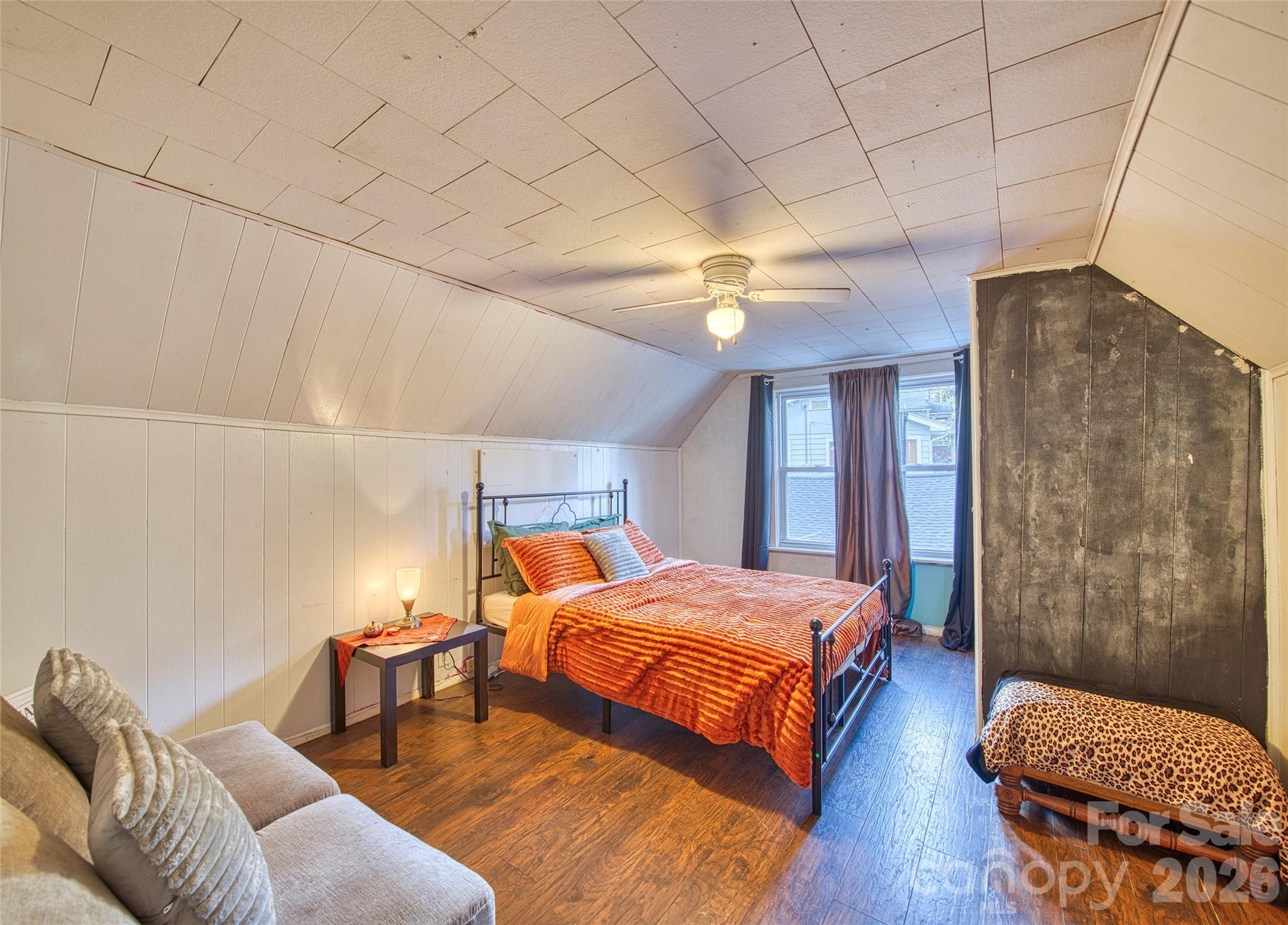 2nd upstairs guest bedroom - 159 Ballew Street, Canton