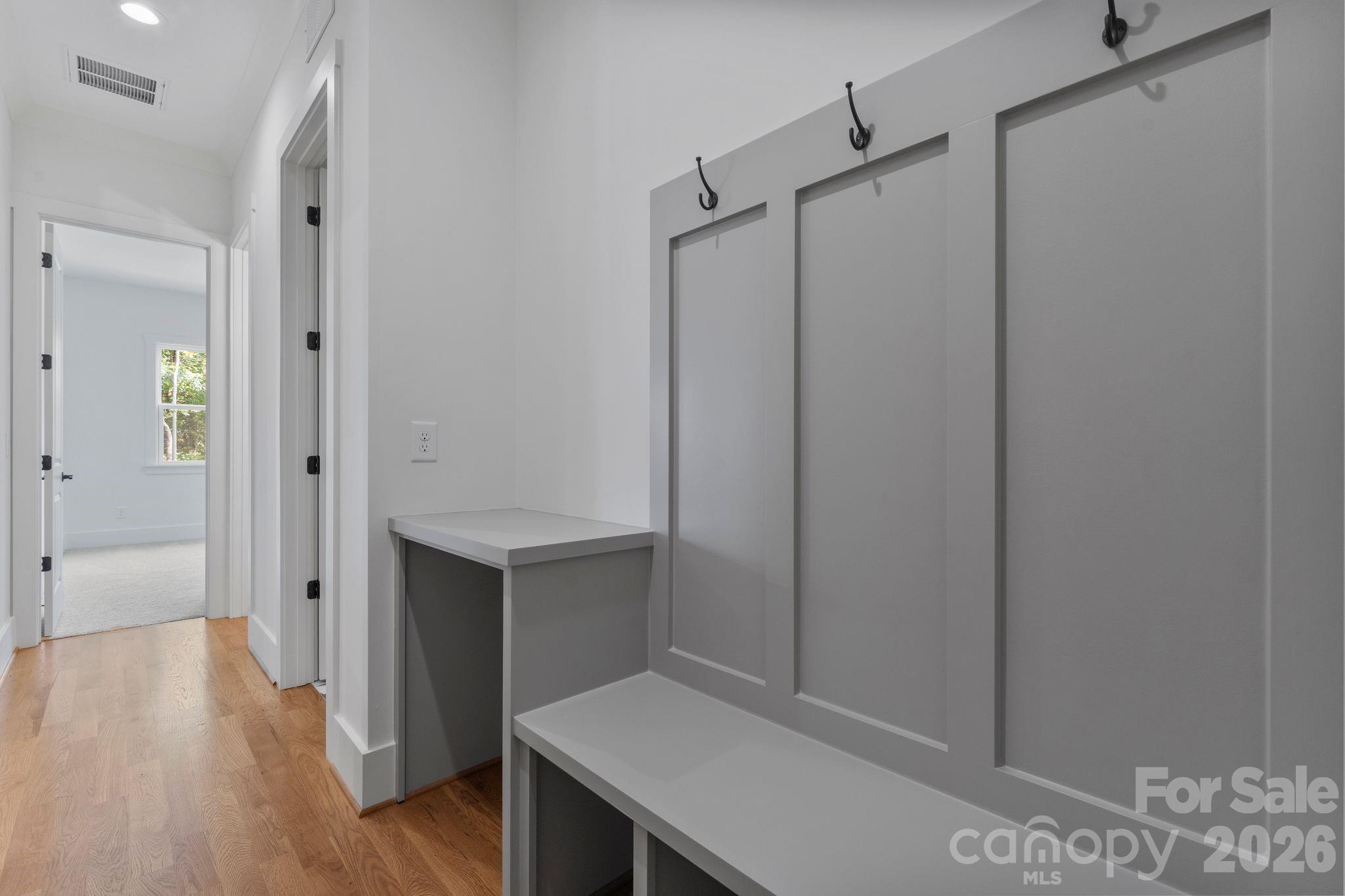 Mudroom/Drop Zone - 80 42nd Avenue Drive NW, Hickory