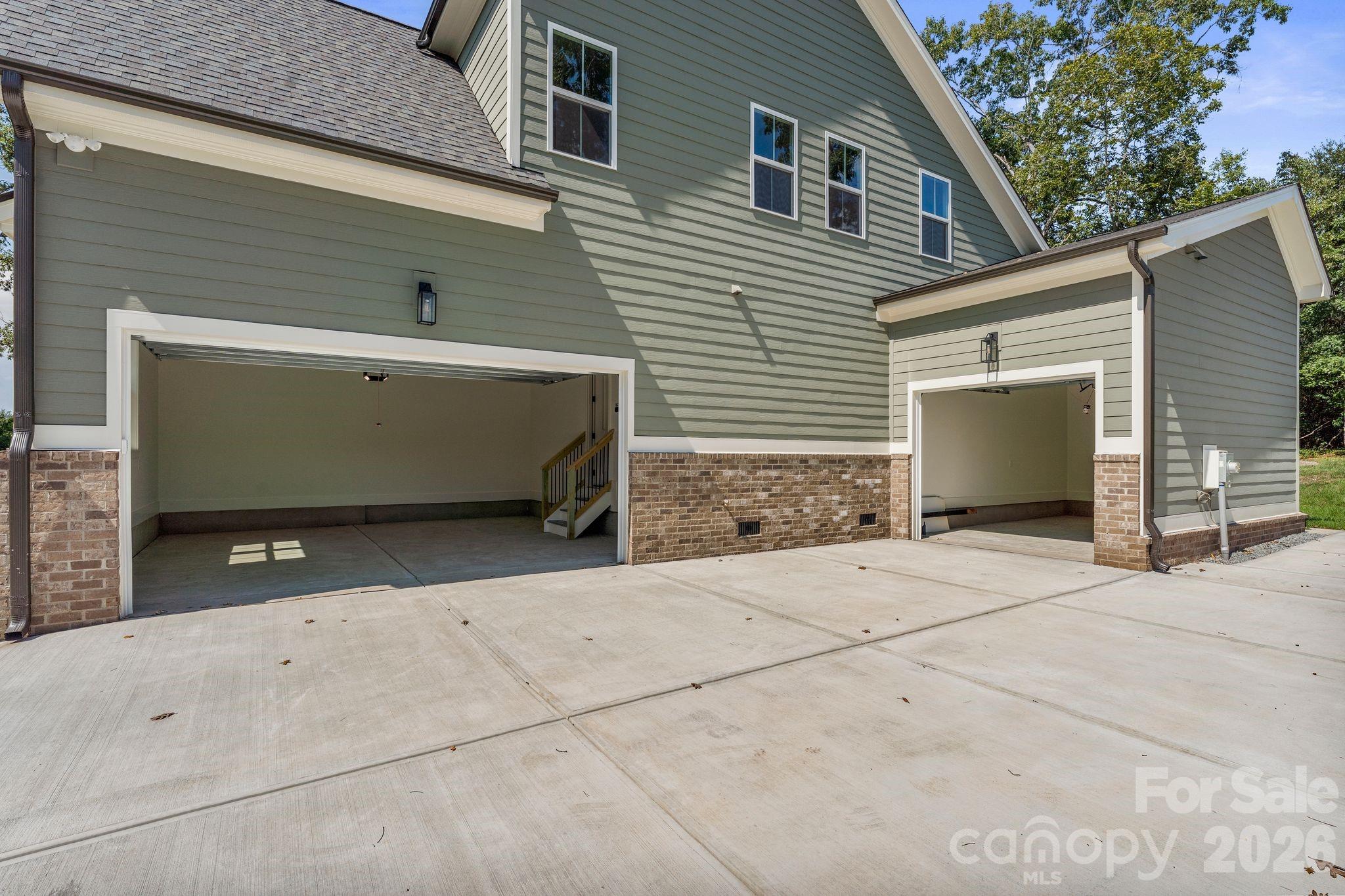 Single Family Residence at 80 42nd Avenue Drive NW, Hickory, photo 47 of 48