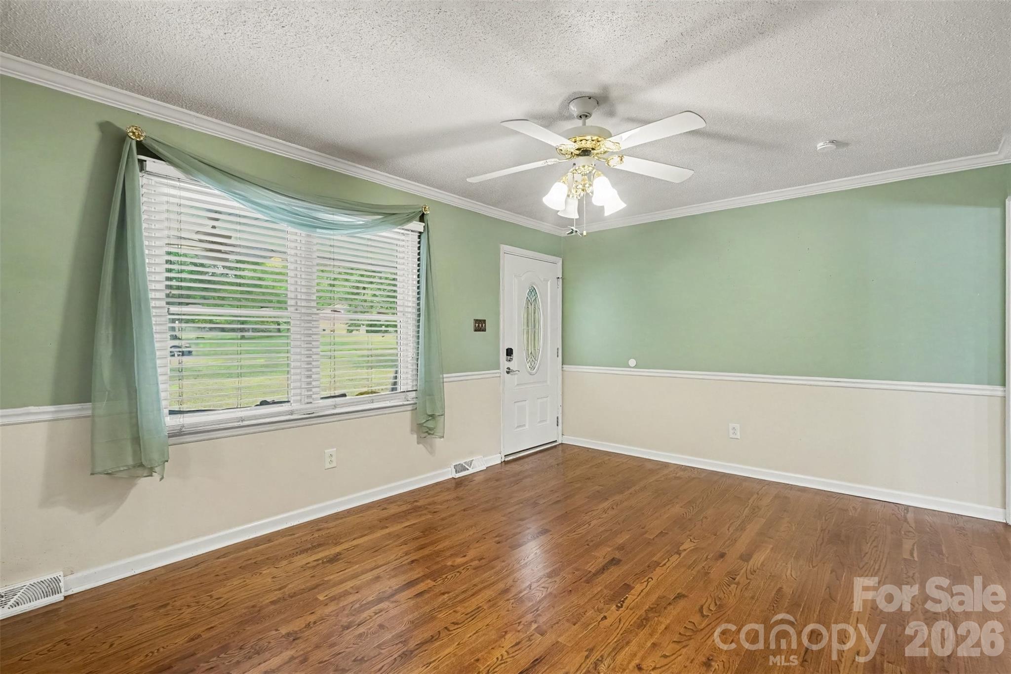 Single Family Residence at 15229 Comanche Lane, Matthews, photo 7 of 24