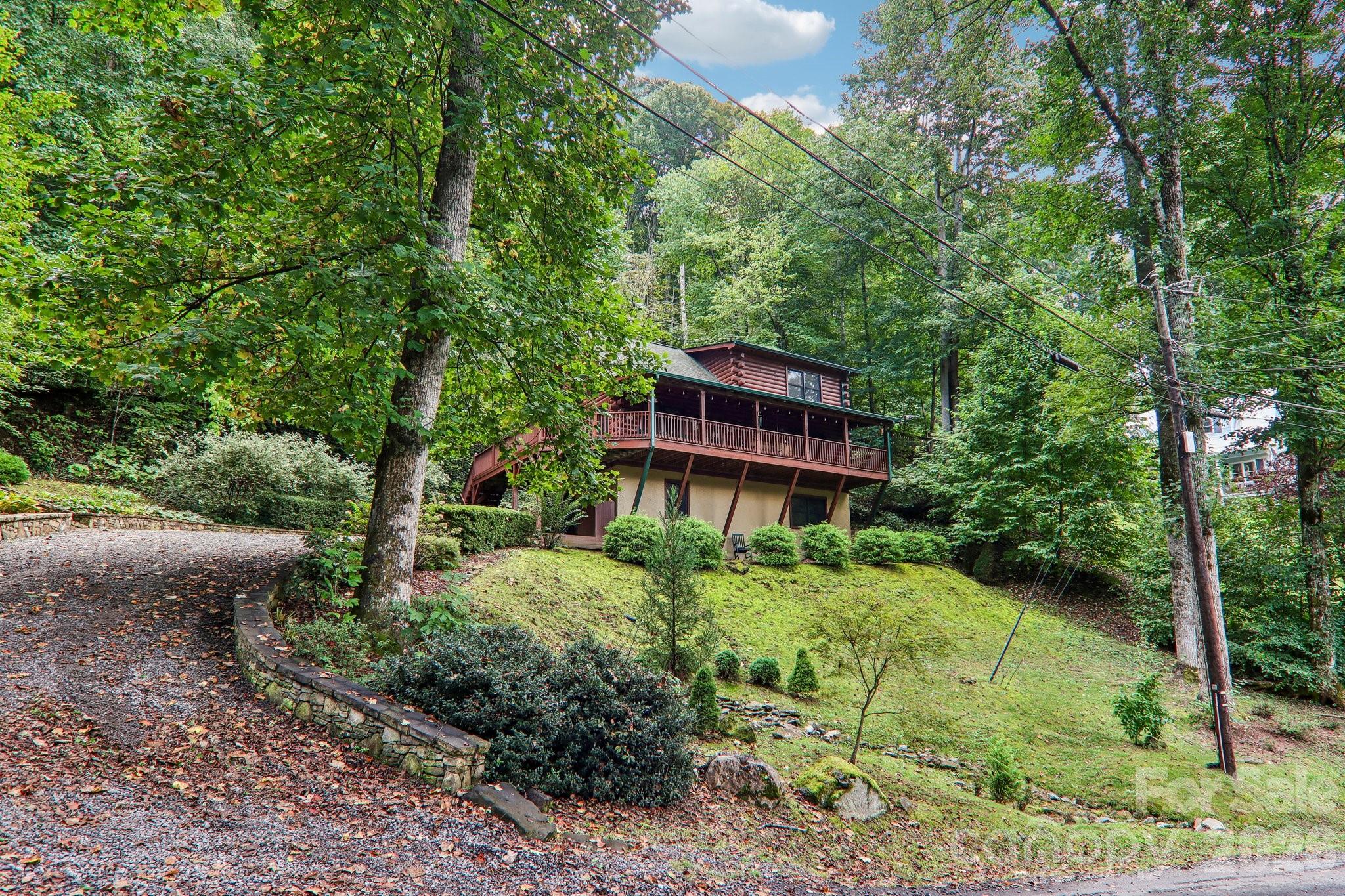 front yard and driveway - 230 Forest Drive, Maggie Valley