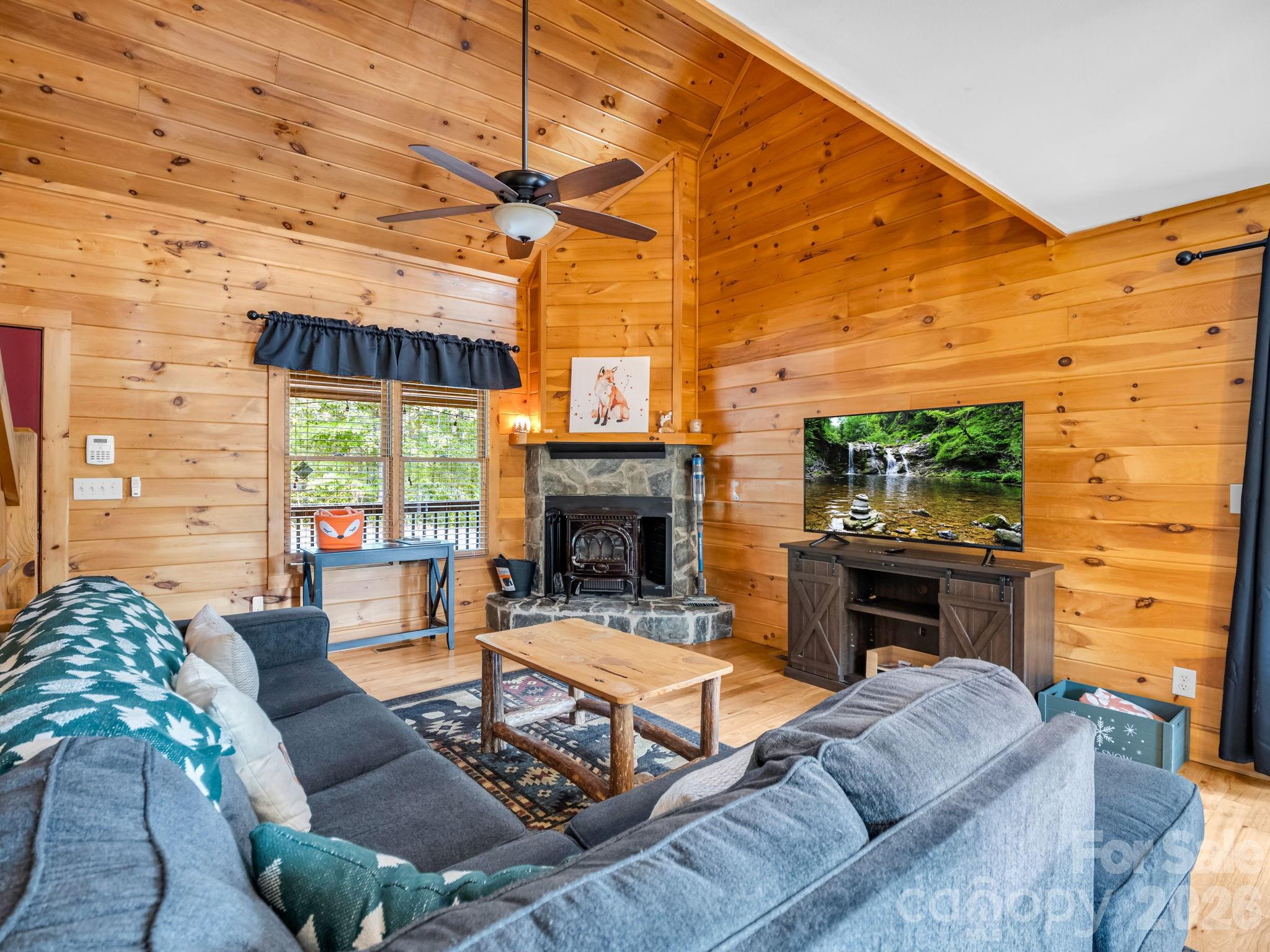 Single Family Residence at 566 Nathan McDaniel Drive, Nebo, photo 12 of 48