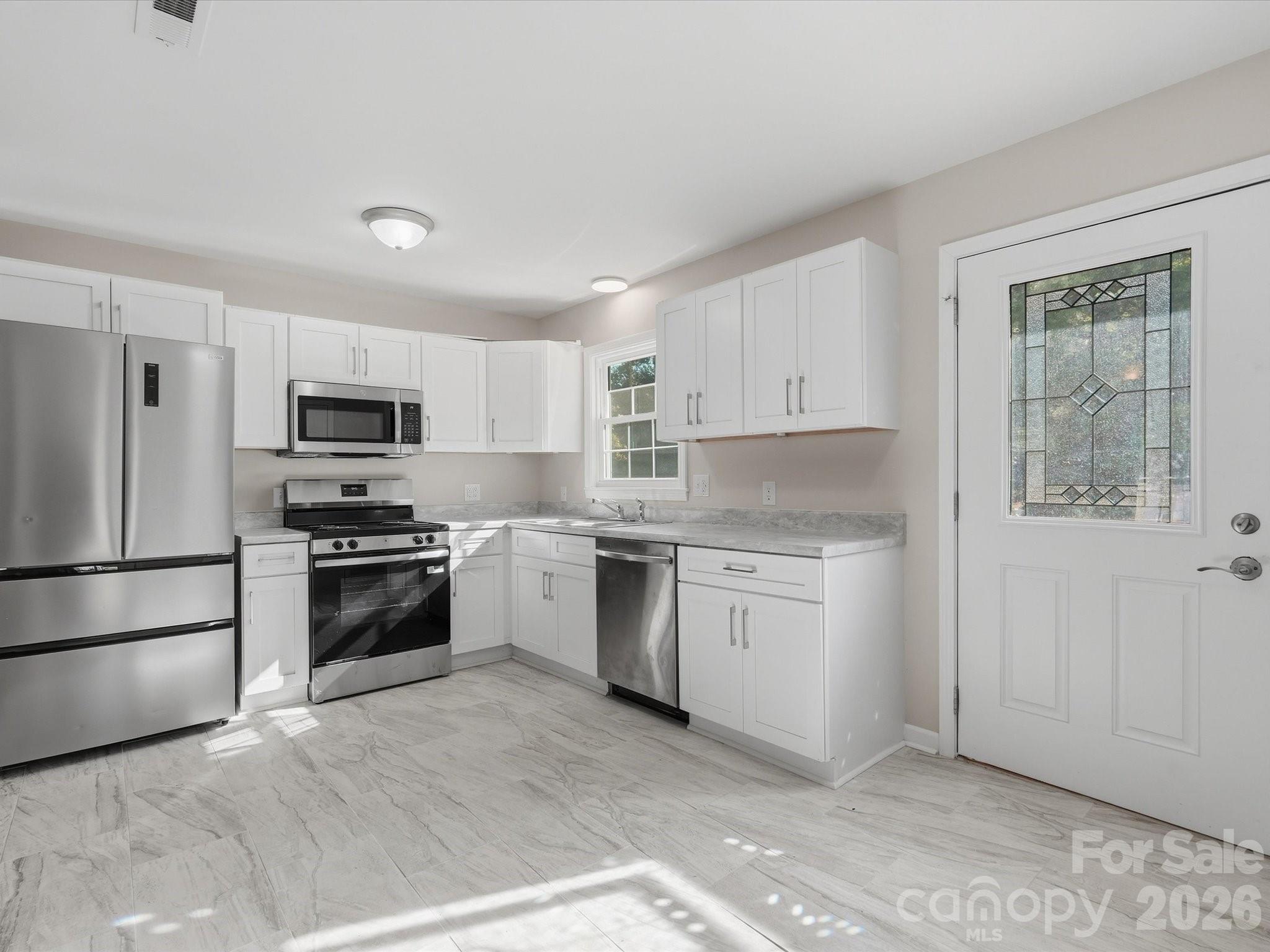 102 Cushman Drive